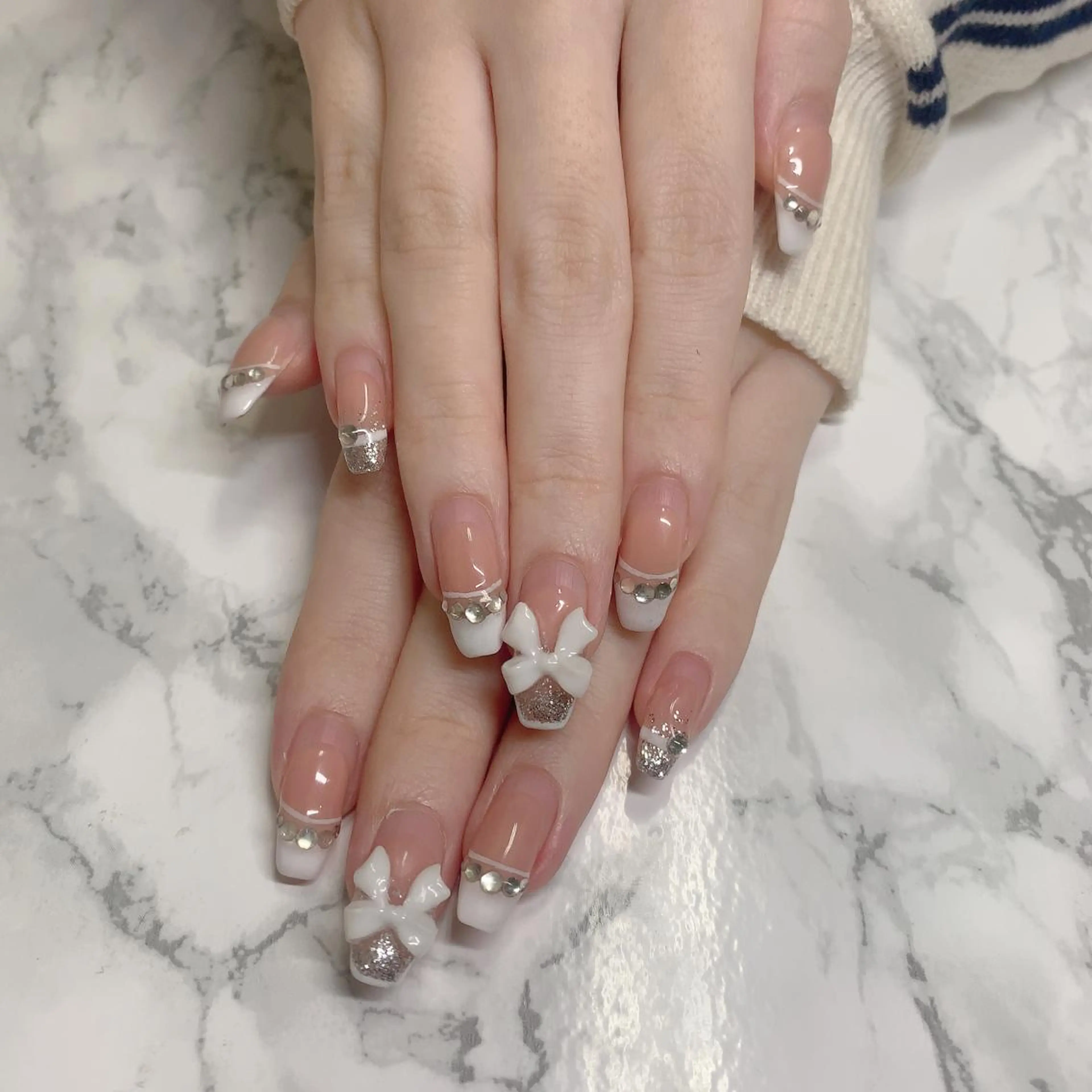 ネイル はな💎ネイル ワンホン、長さ出しのネイルデザイン