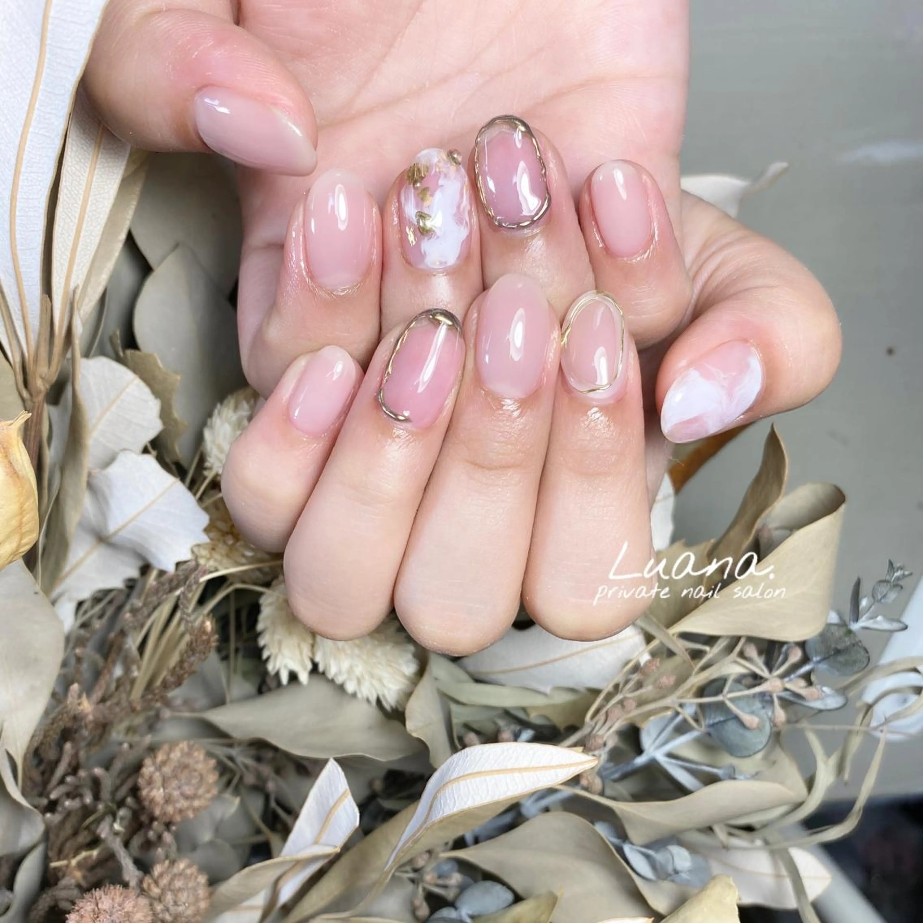 ネイル アートネイル atelier alle.のネイルデザイン