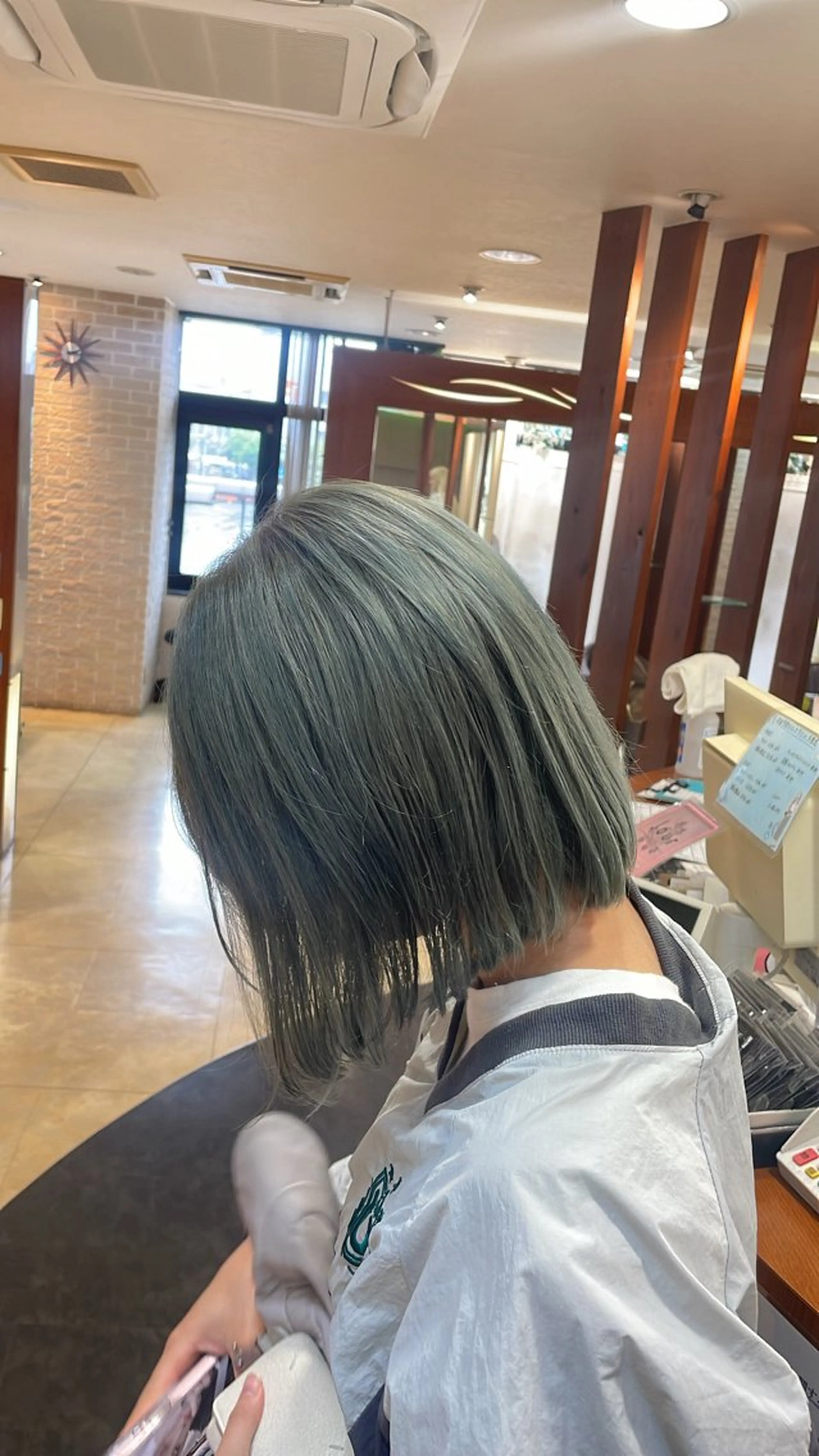 ミディアム 下村 和香奈のヘアスタイル