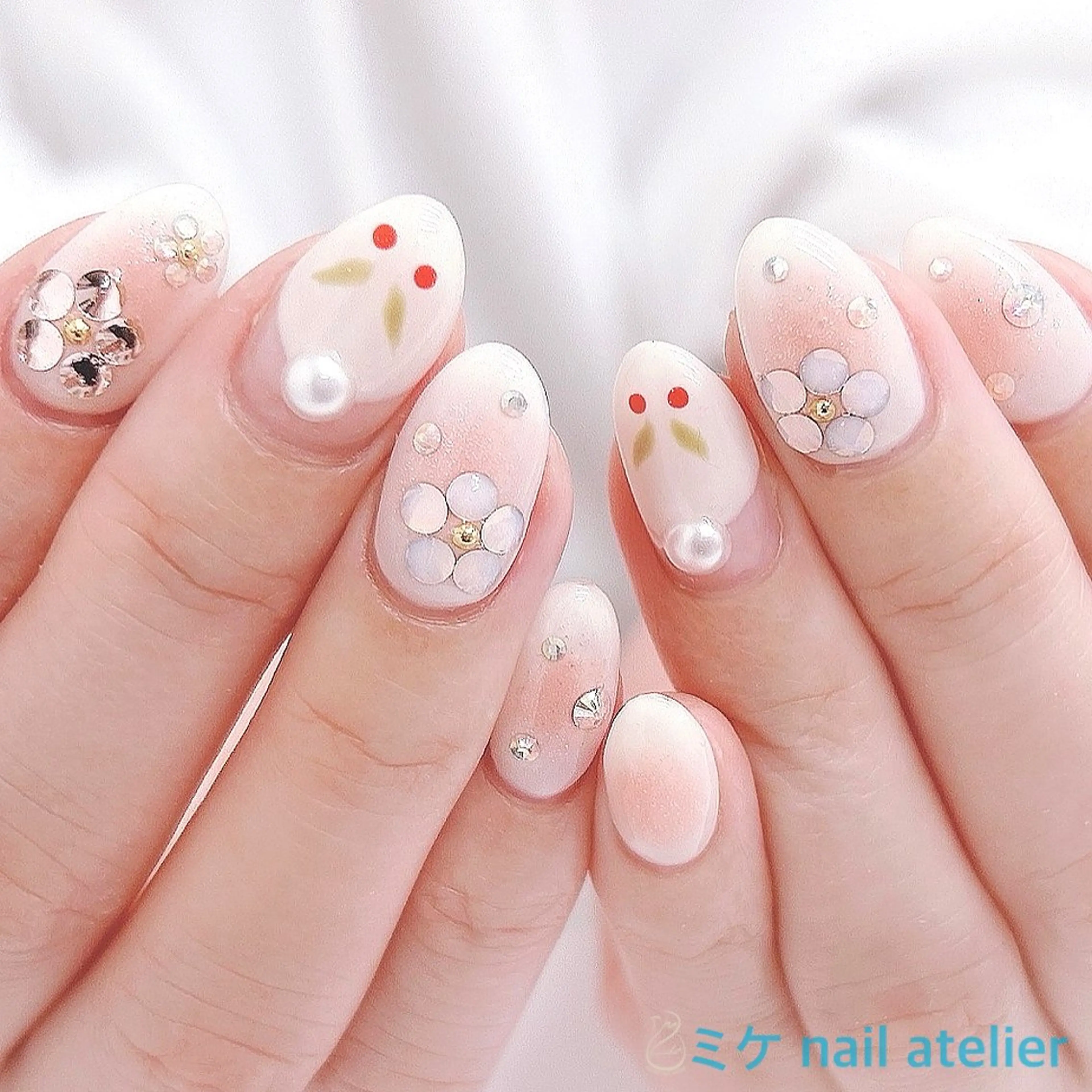 ネイル チークネイル ジェルネイル ワンカラーネイル ピンク ホワイト ハンドネイル h. rikaのネイルデザイン