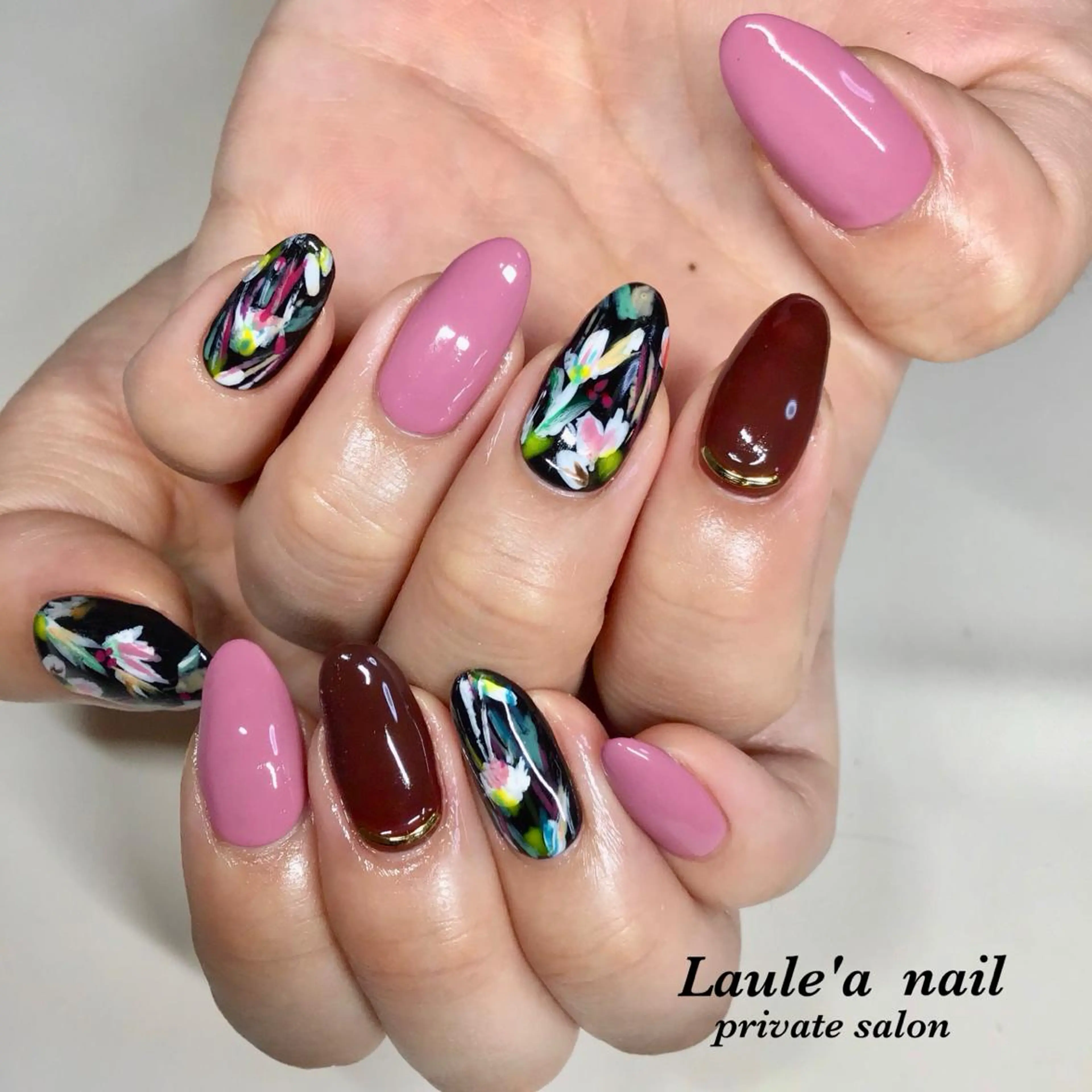 カラー ネイル マツエク・マツパ 福田 加奈のネイルデザイン