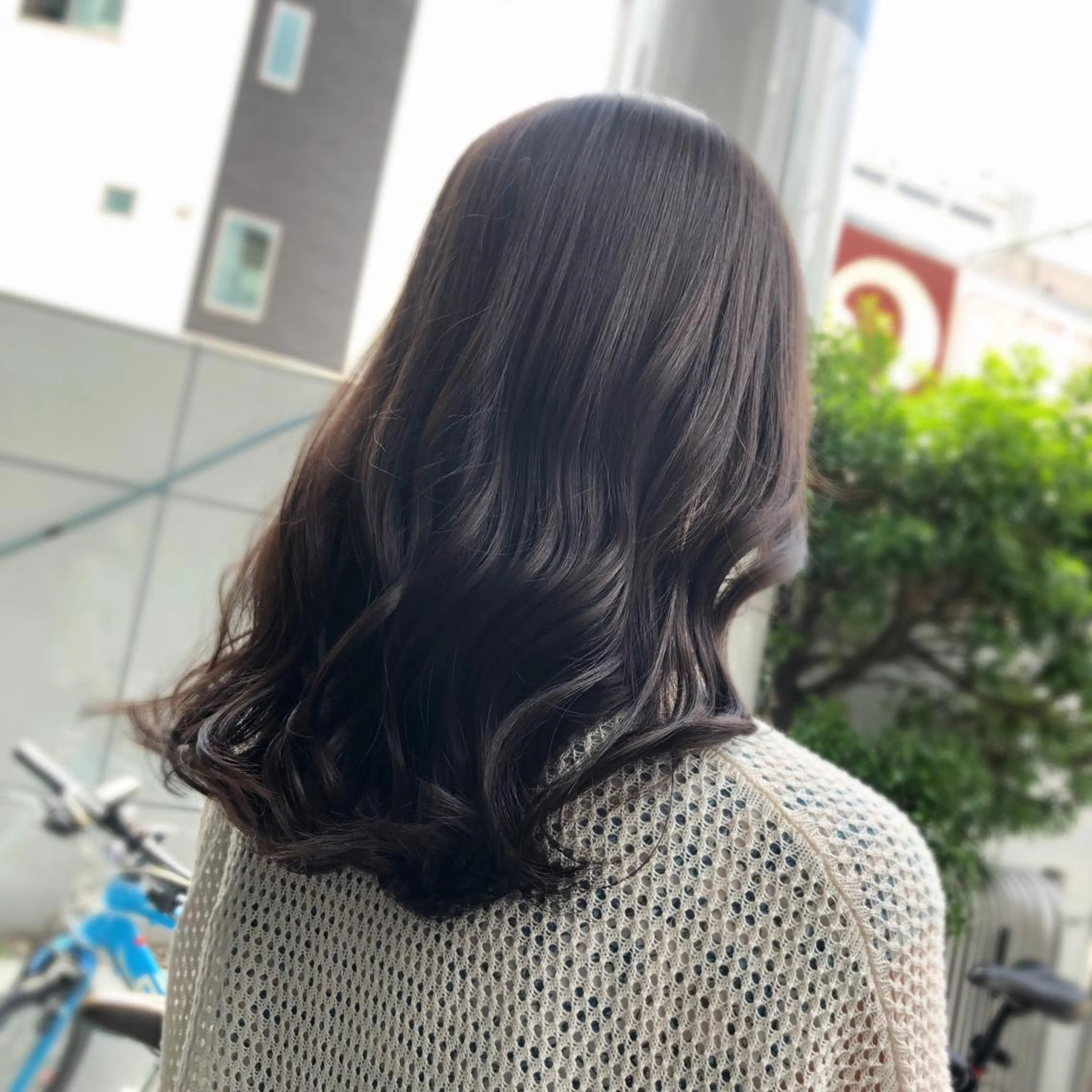 ミディアム カラー ヘアカラー トリートメント 山崎 絵莉香のヘアスタイル