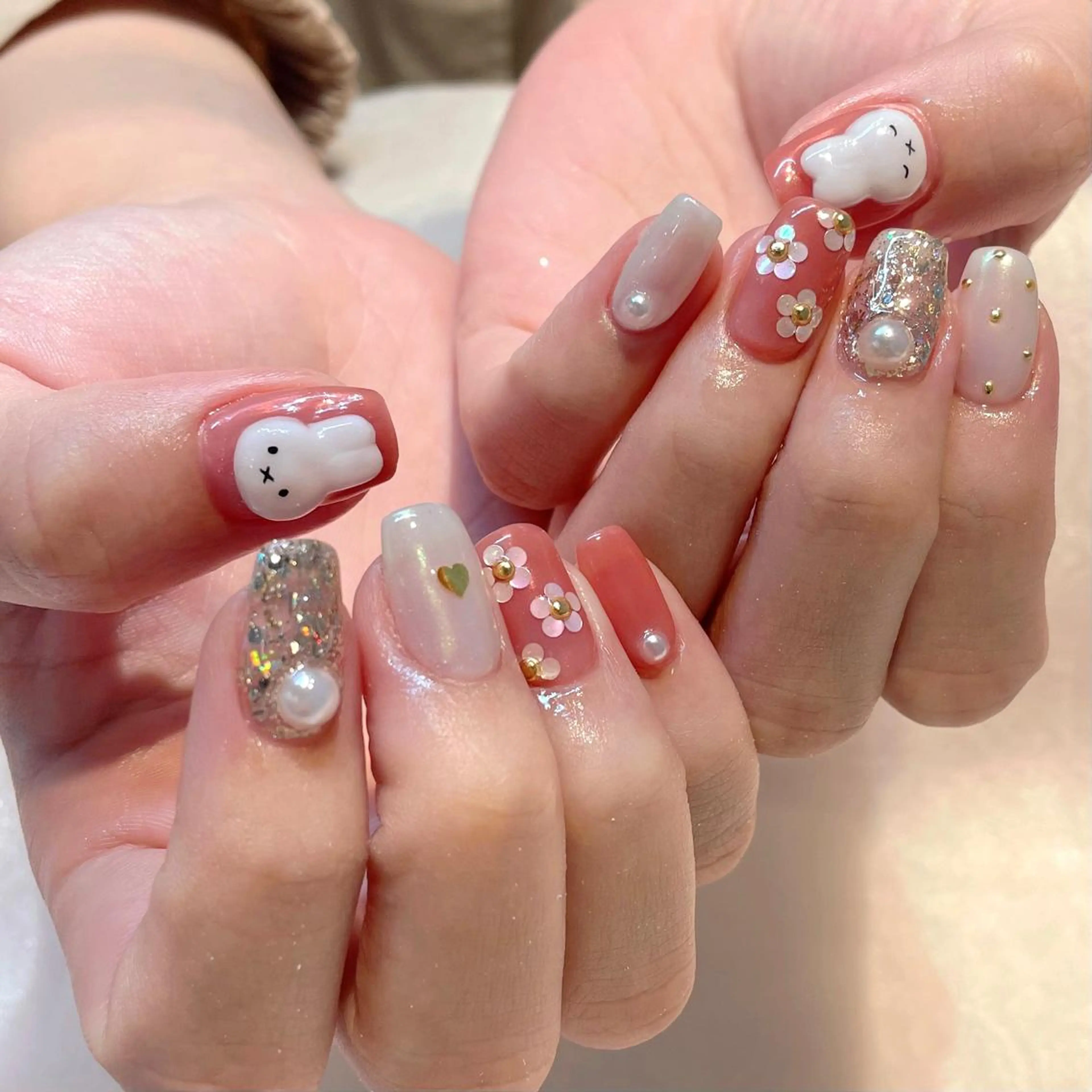 ネイル ハンドネイル 新井 ひなののネイルデザイン