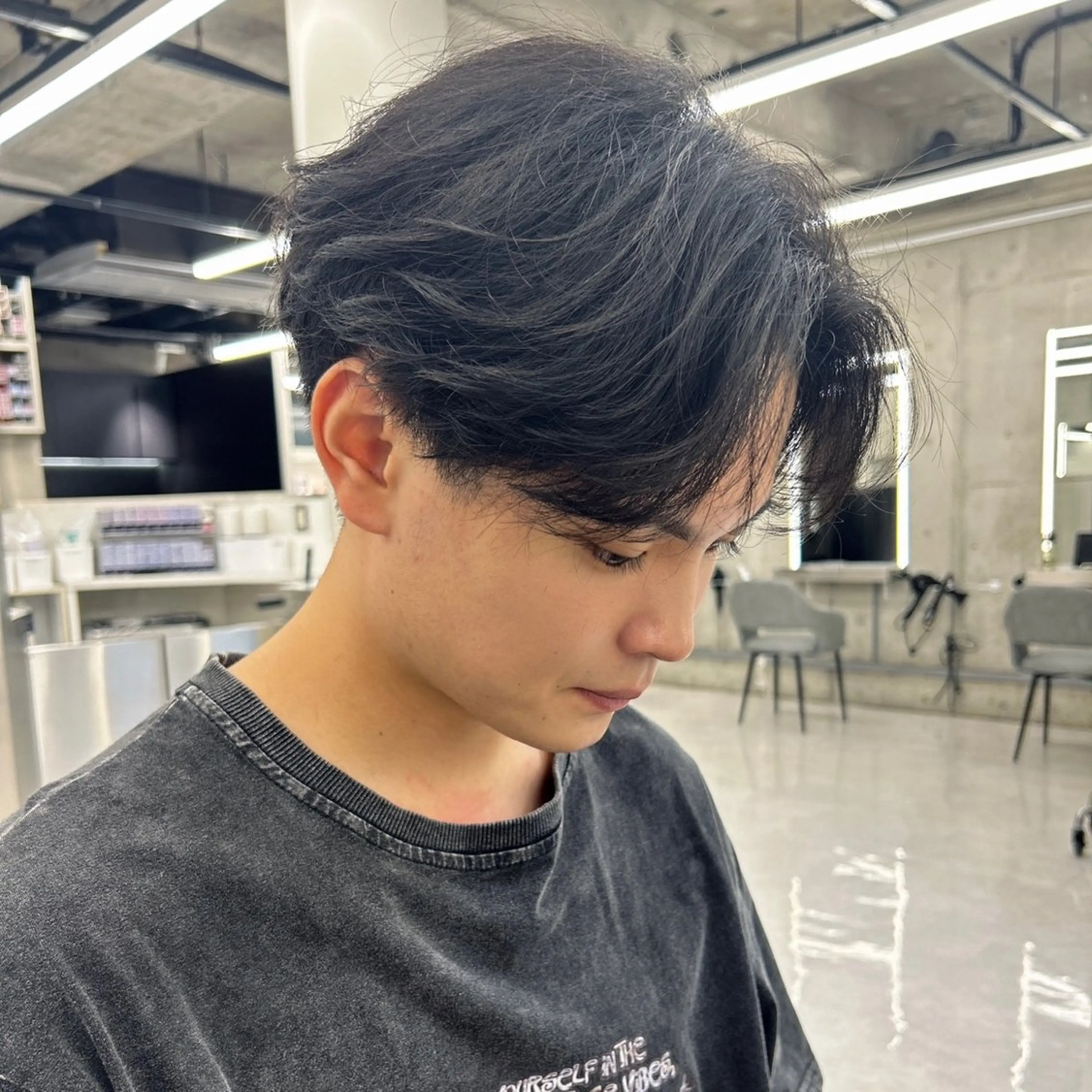 メンズ センターパート メンズパーマ 石山 洸平のヘアスタイル