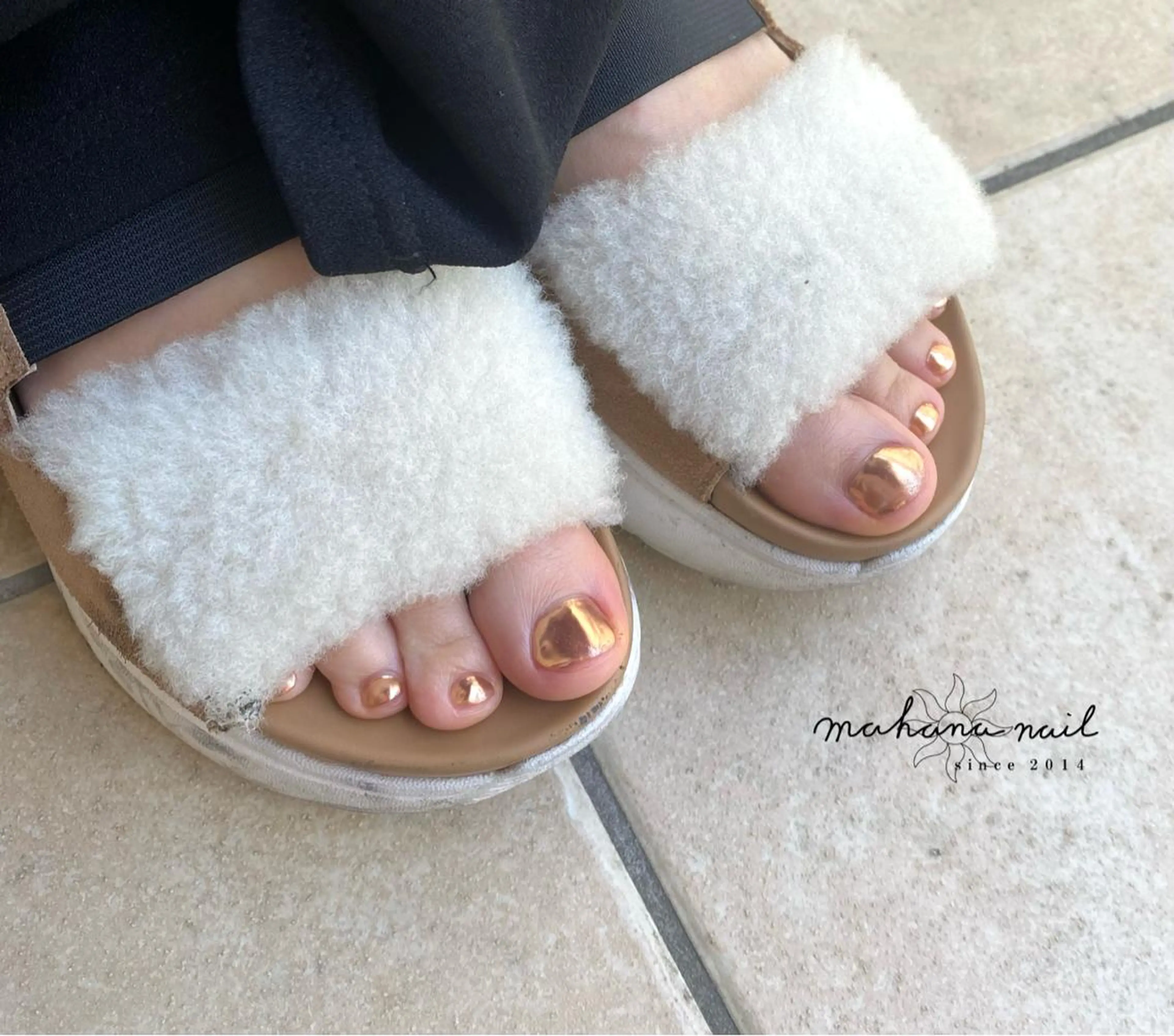 ネイル フットネイル ミラーネイル ワンカラーネイル mahana nailのネイルデザイン