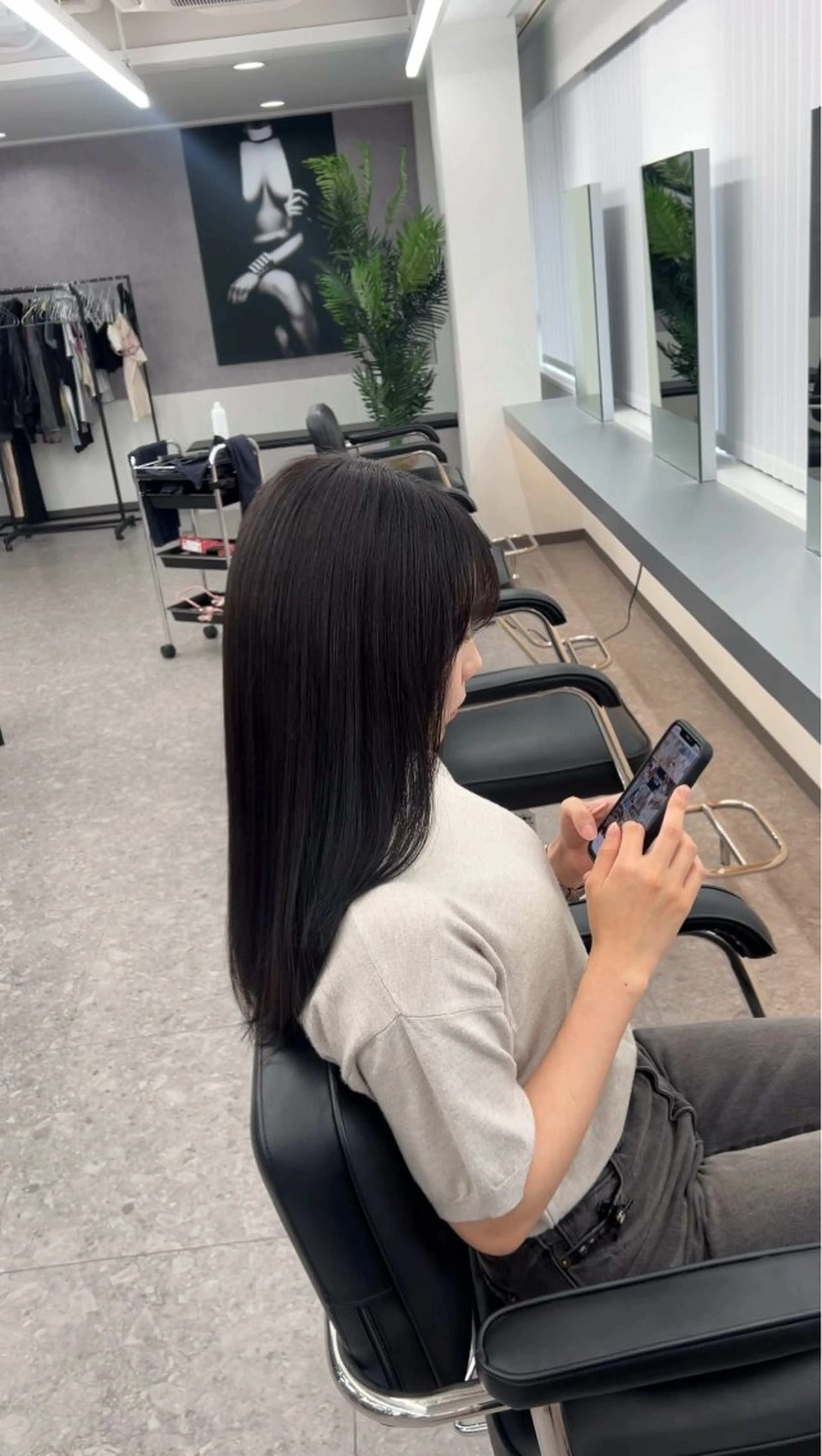 セミロング 髪質改善ストレート Kantaのヘアスタイル