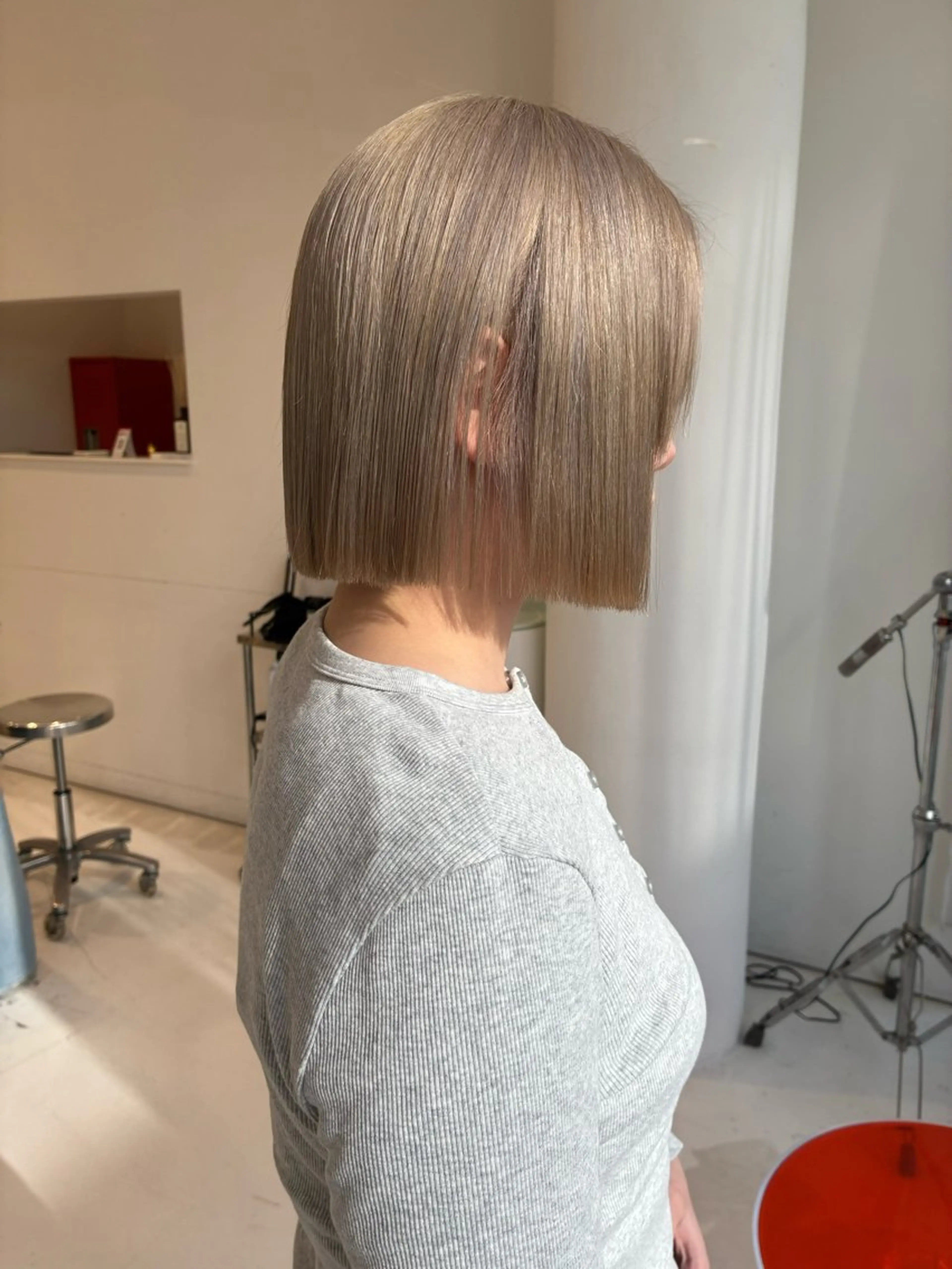 ミディアム 切りっぱなしボブ ボブ ヘアカラー Nought所属・cono noughtのヘアスタイル