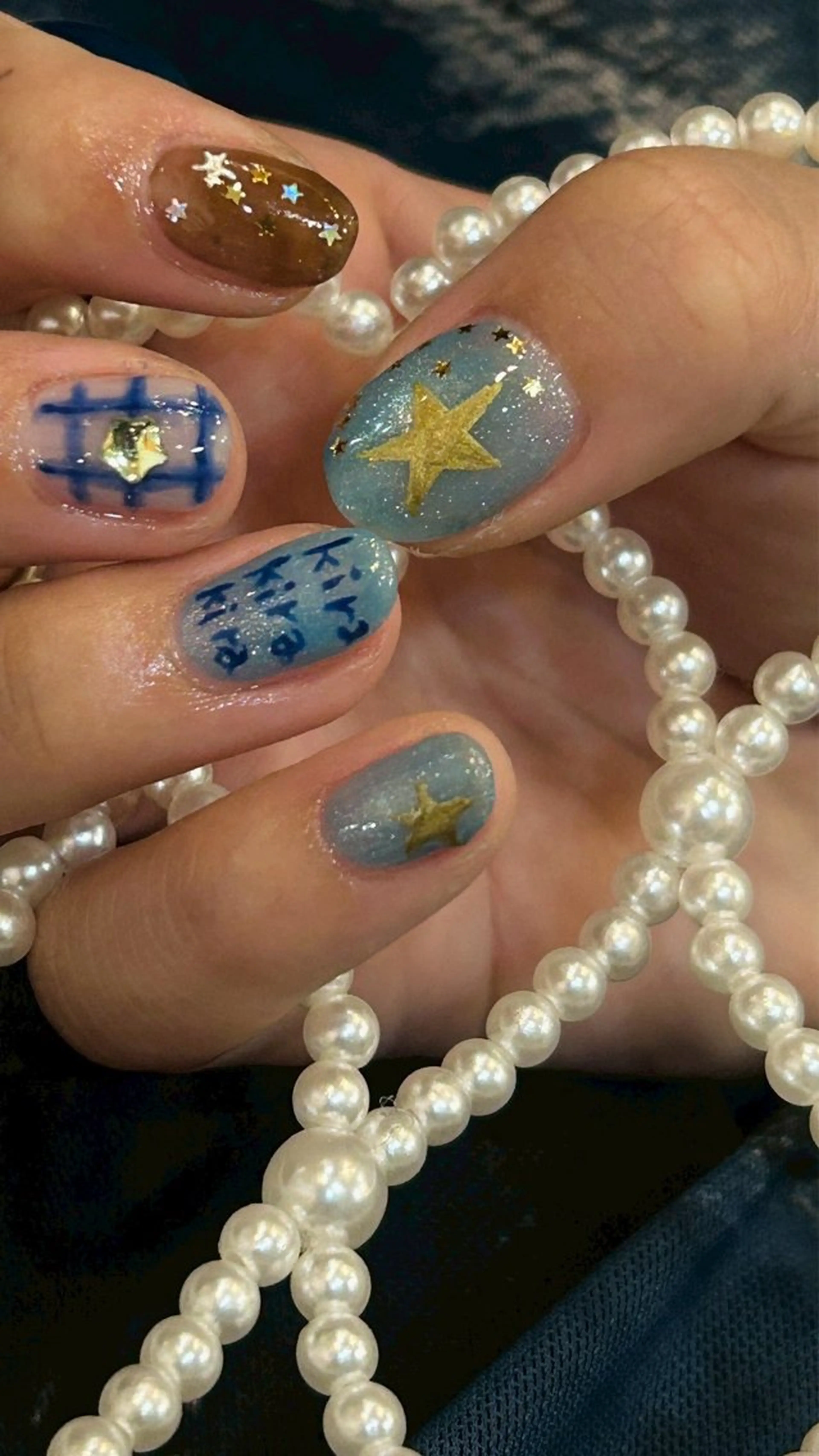 ネイル ハンドネイル ハンドケア AMRITA omotesando所属・艶ｶﾗｰ･:*個性派 ﾈｲﾙ🦋mire-のネイルデザイン