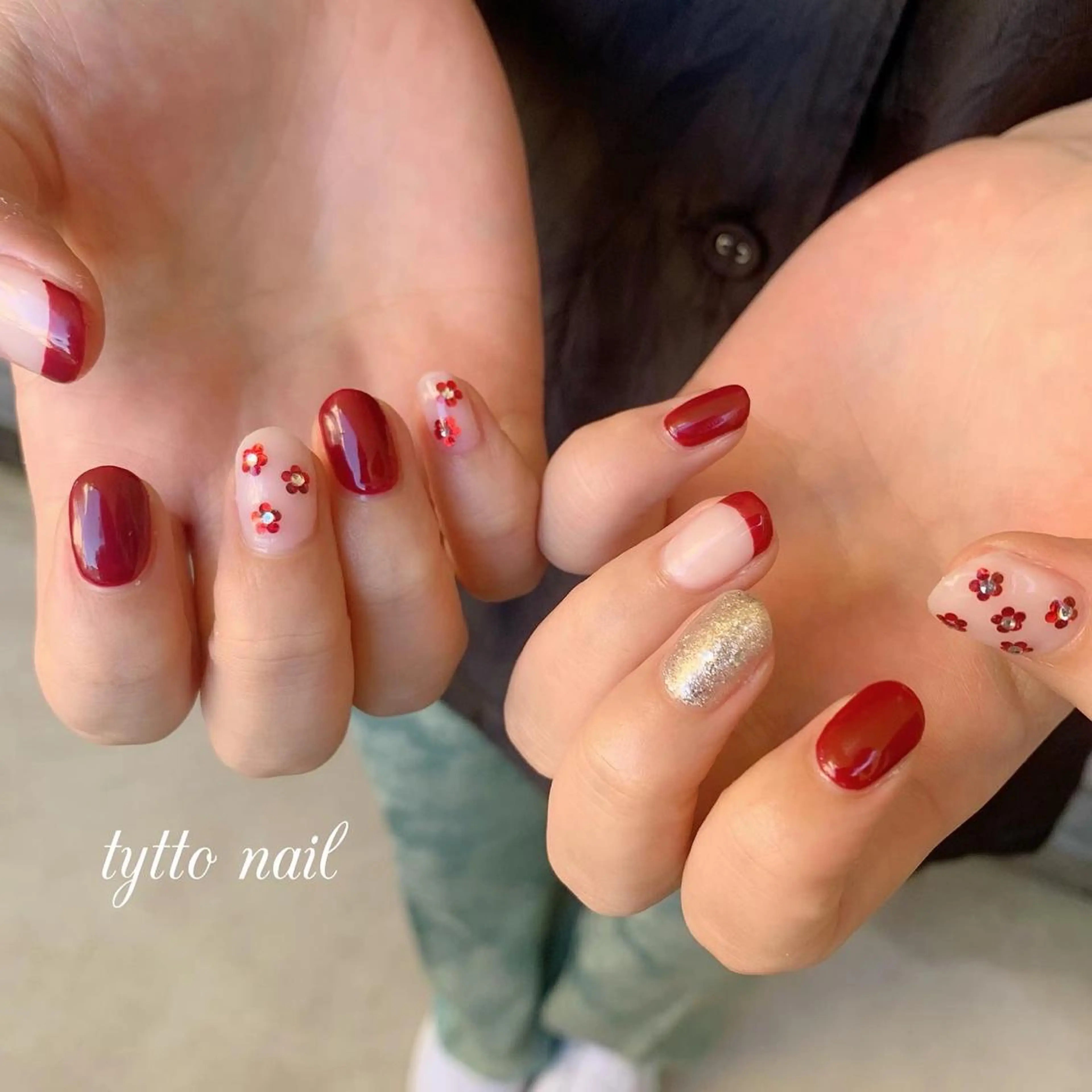 ネイル ボルドー フラワーネイル フレンチネイル ホログラムネイル 韓国ネイル ハンドネイル tytto nail ❤︎‪‪eri‪‪のネイルデザイン