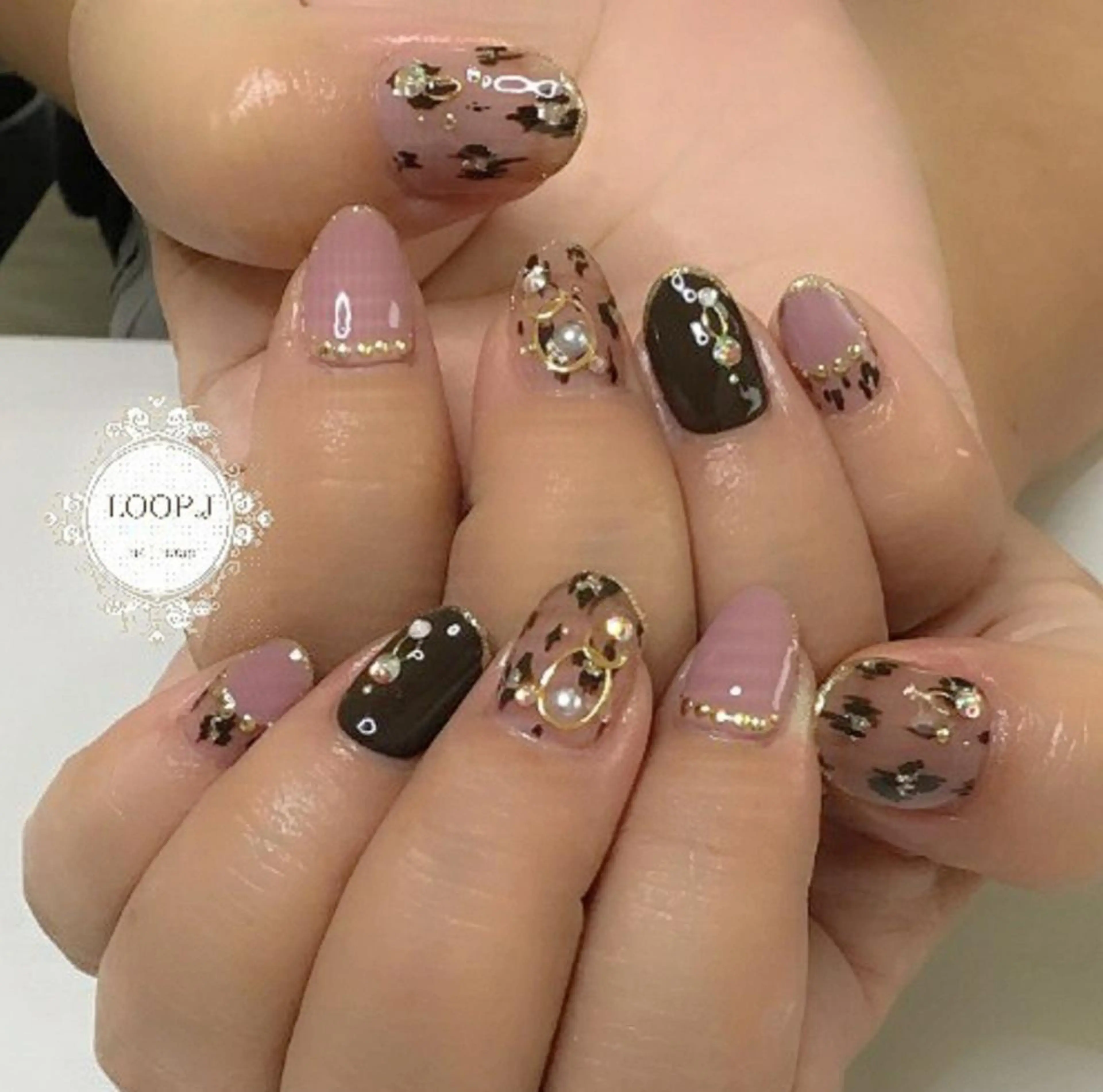 ネイル おおくぼ めぐみのネイルデザイン