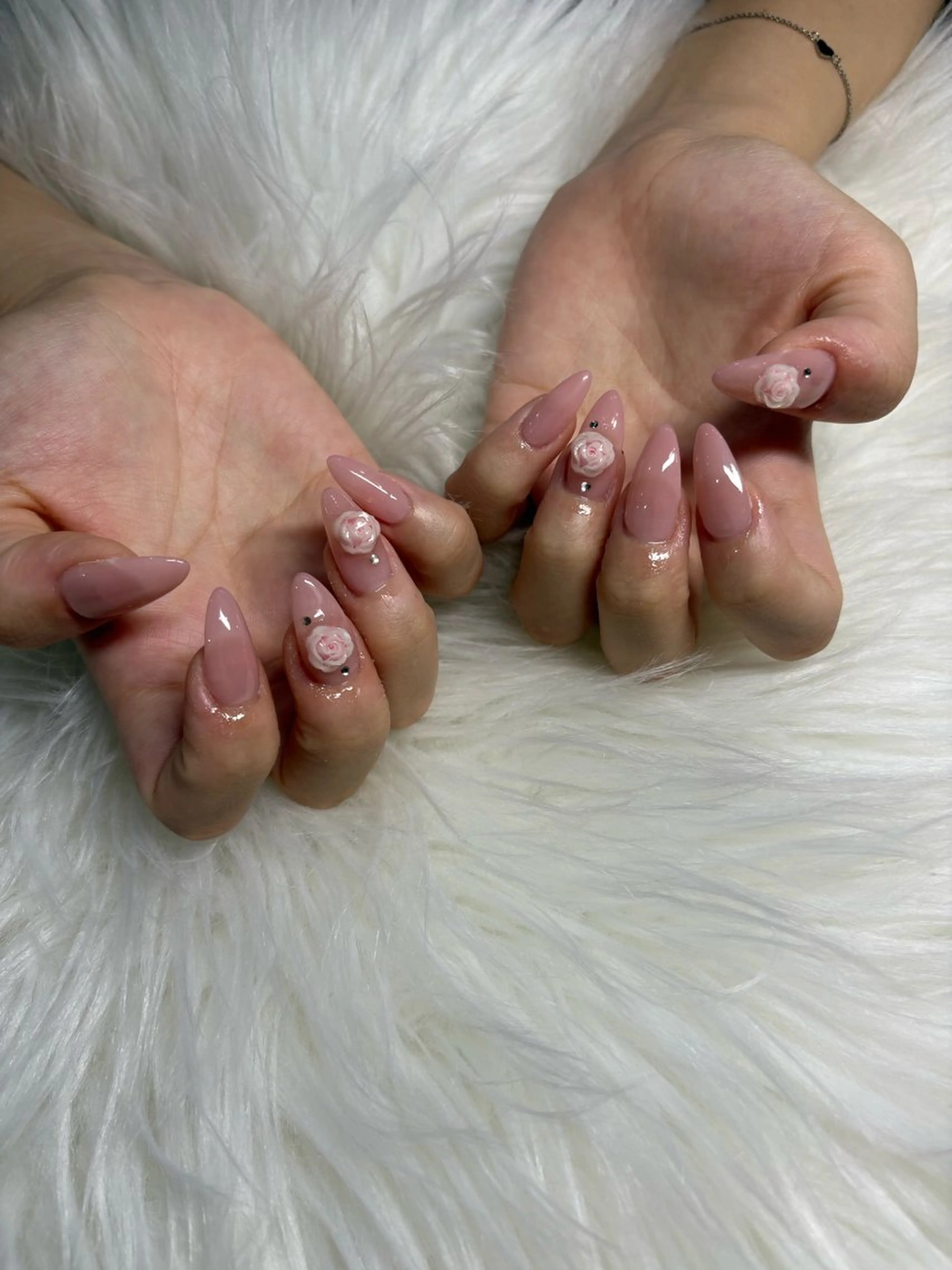 ネイル ハンドネイル IROHA Nail 矢掛萌子のネイルデザイン