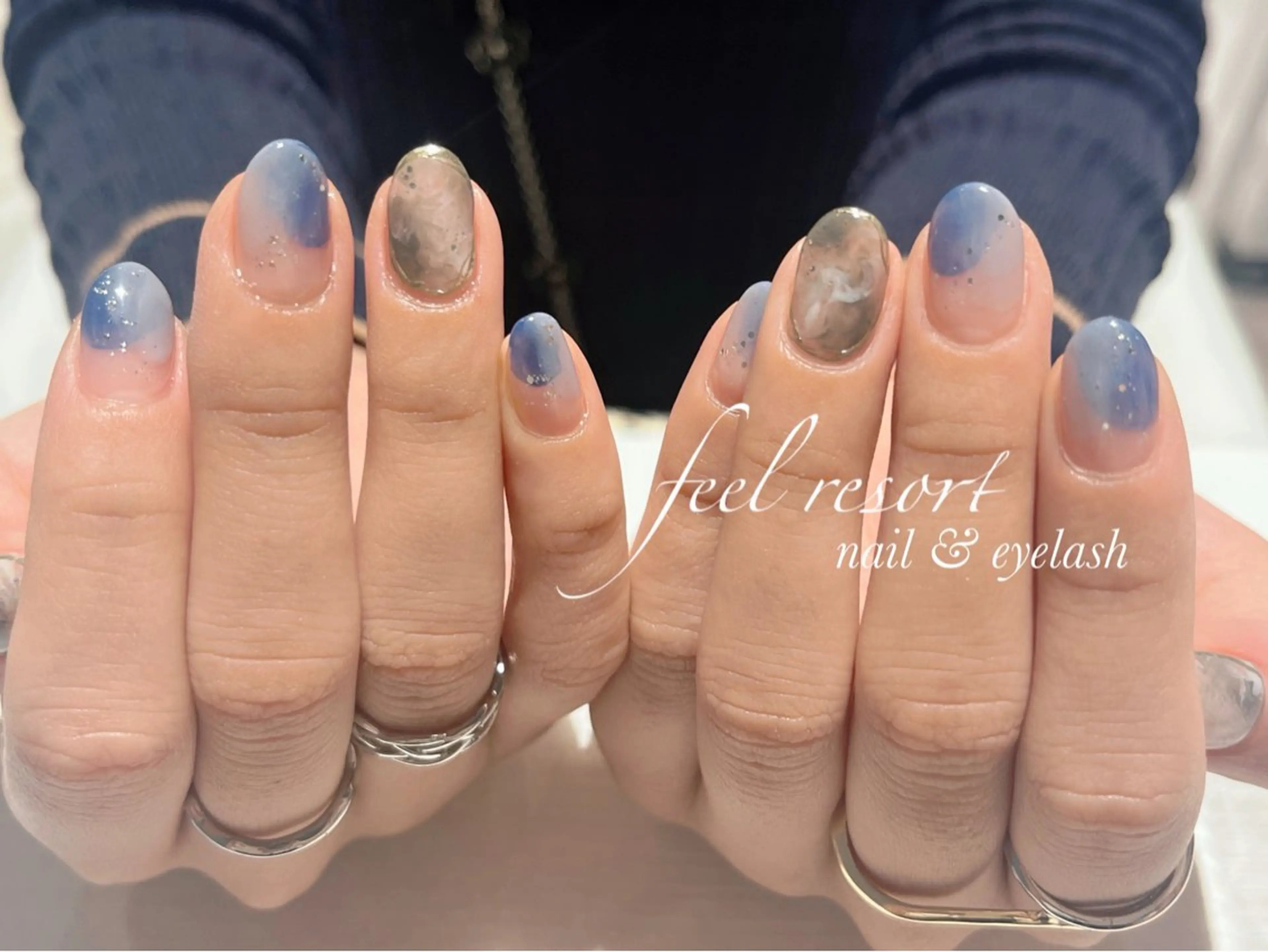 ネイル ブルー 長さ出し フットネイル フレンチネイル ジェルネイル ハンドネイル Lien（リアン） 銀座駅6分のネイルデザイン