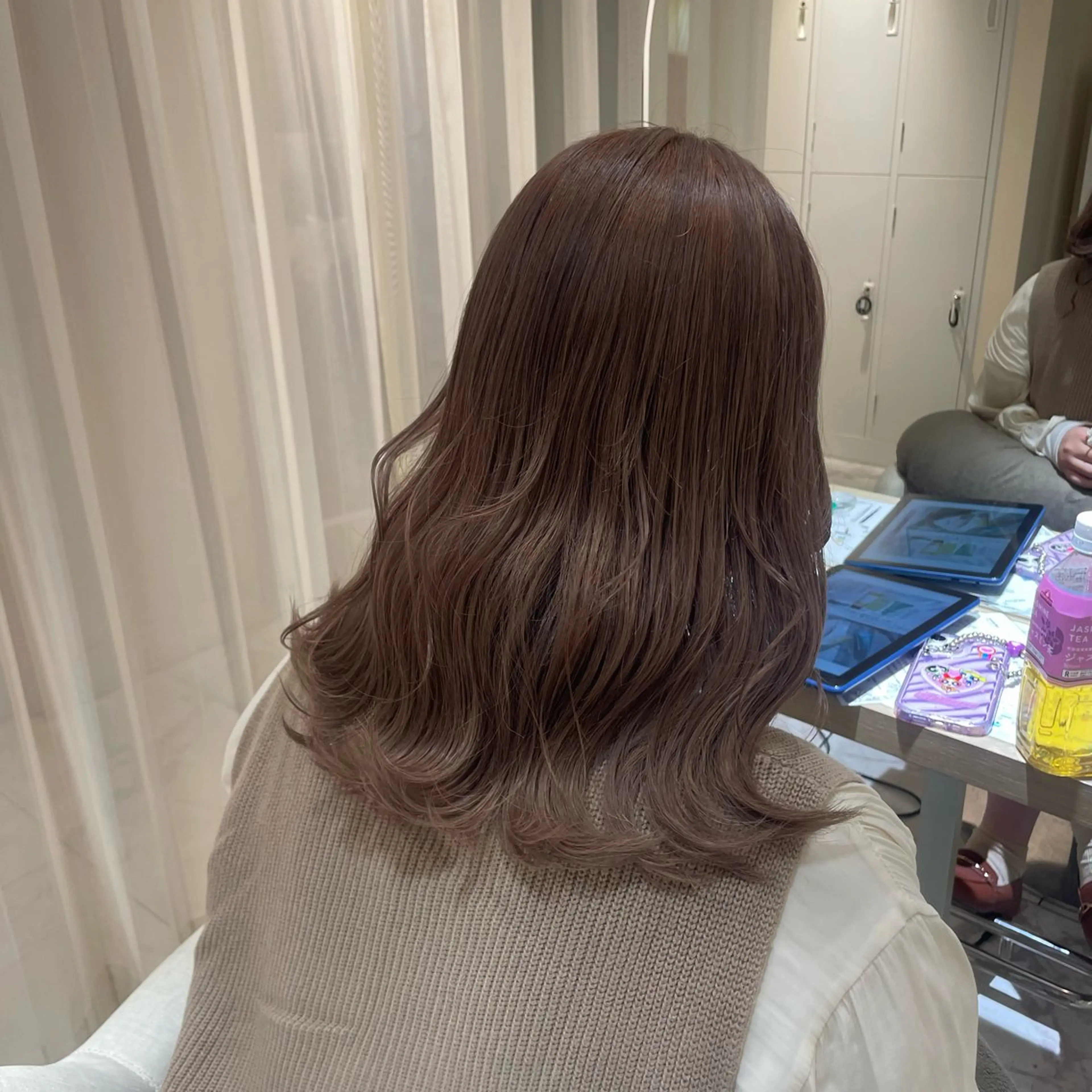 セミロング ヘアカラー トリートメント ヘッドスパ マホ/日吉/髪質改善 /レイヤー/ガーリーのヘアスタイル