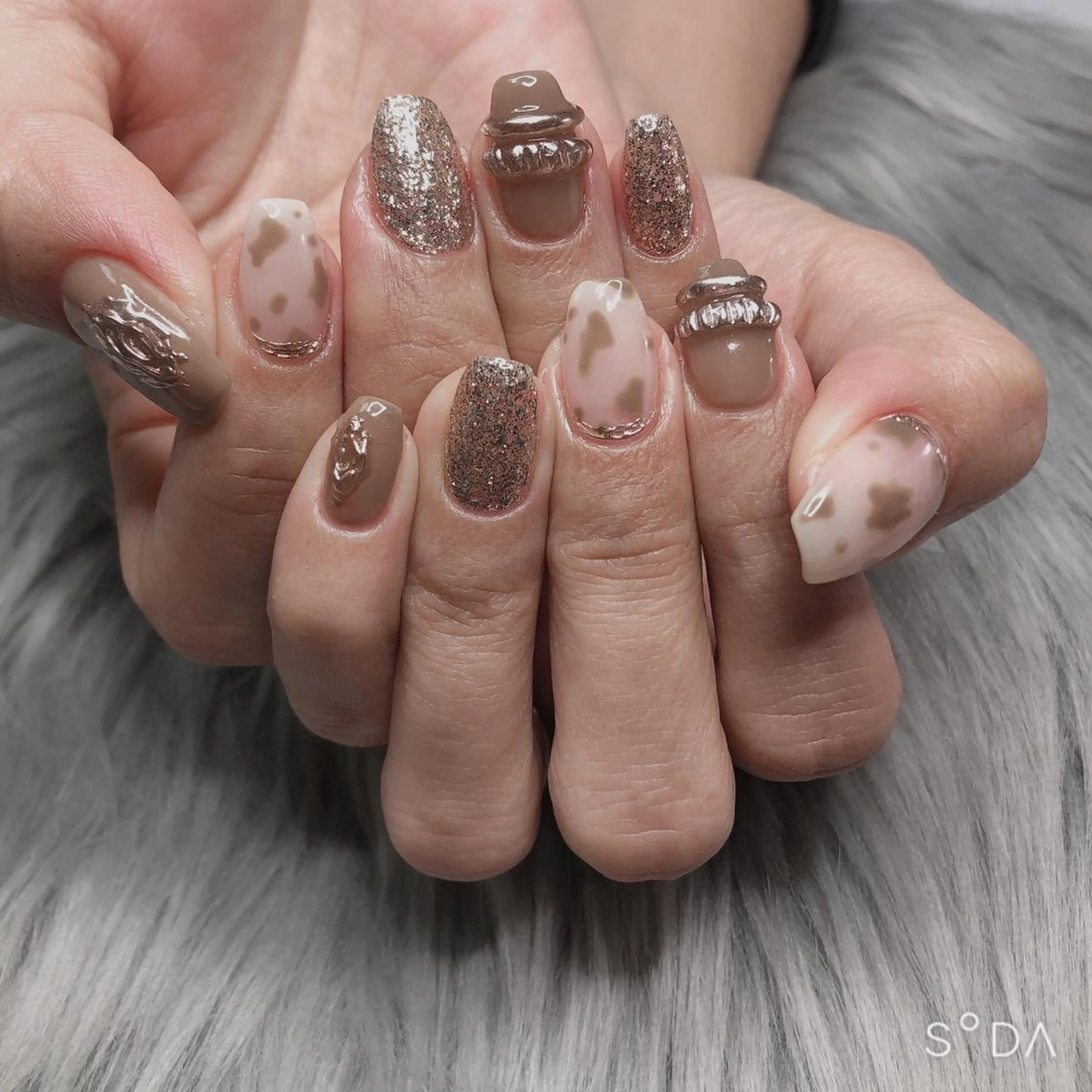 ネイル ハンドネイル KaPílína nail salonのネイルデザイン