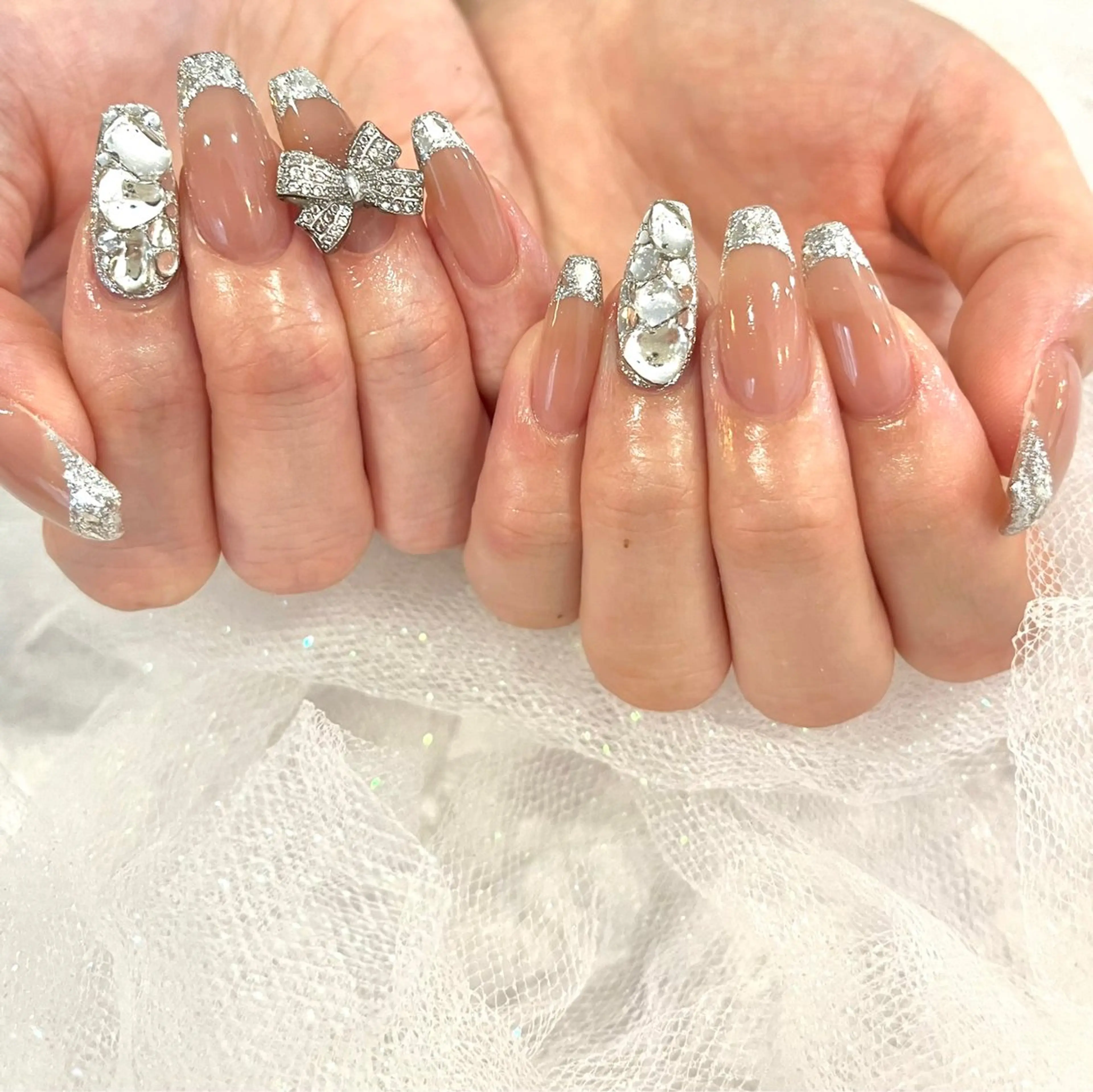 ネイル 持ち込み リボン ハンドネイル Cleo伏見店🌿 Momokaのネイルデザイン