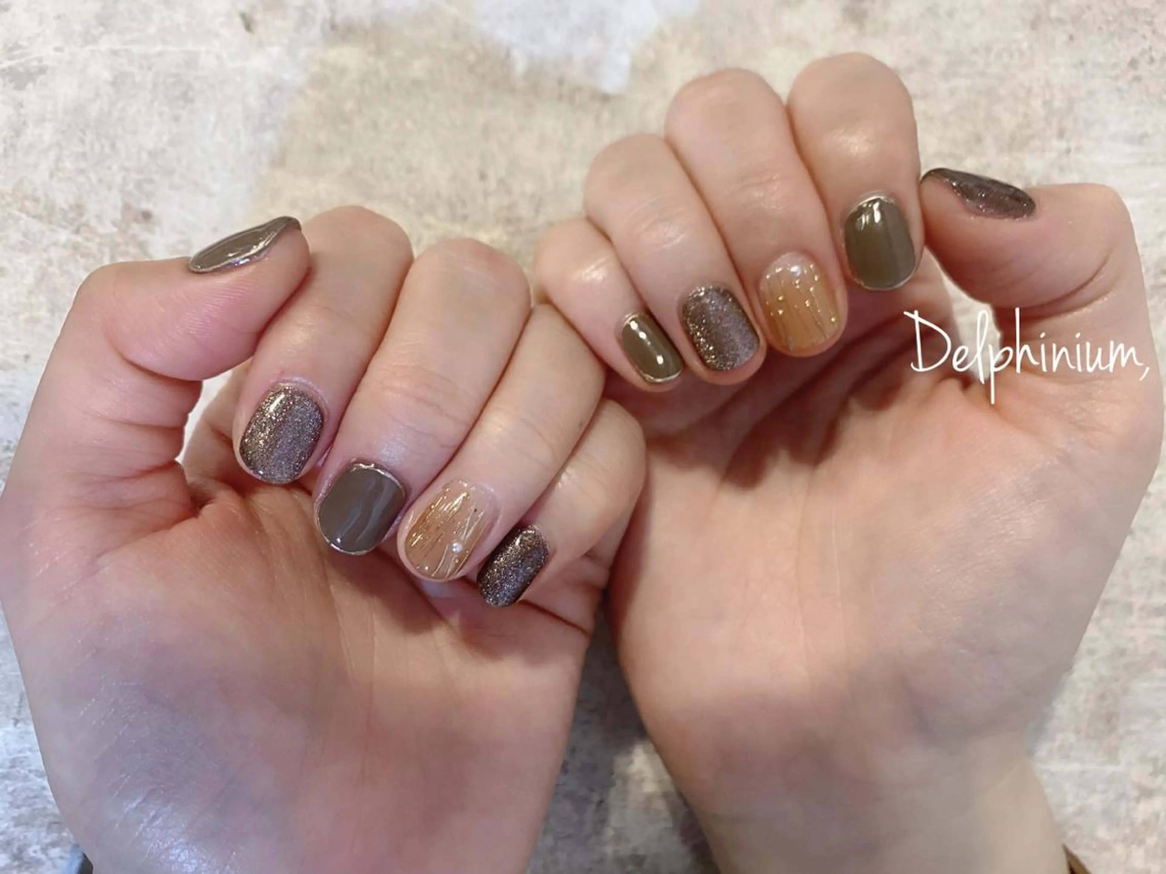 ネイル マグネットネイル ニュアンスネイル ハンドネイル 岡本 友恵のネイルデザイン