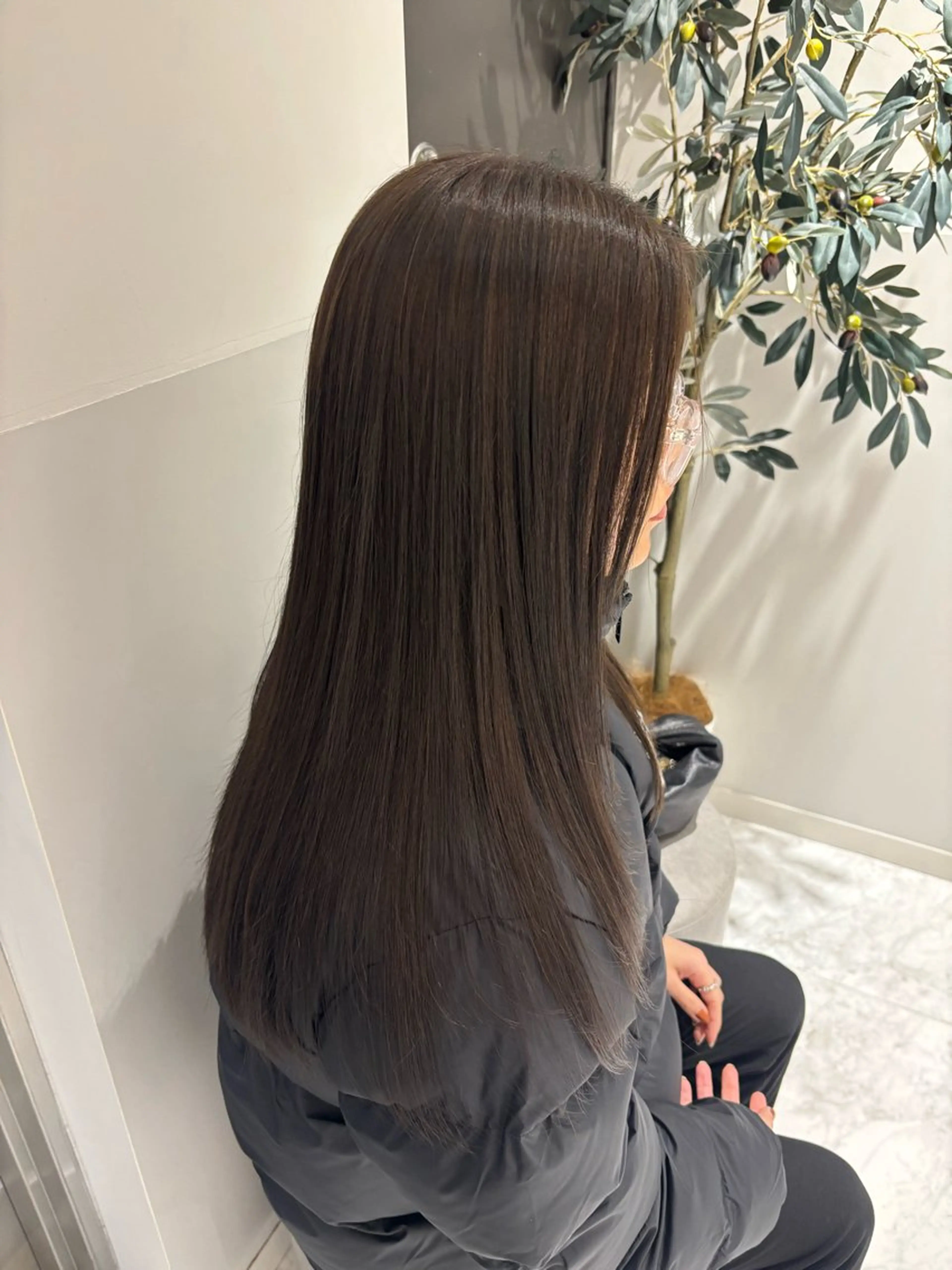 ロング トリートメント aoi ♡グレージュ ・ベージュカラーのヘアスタイル