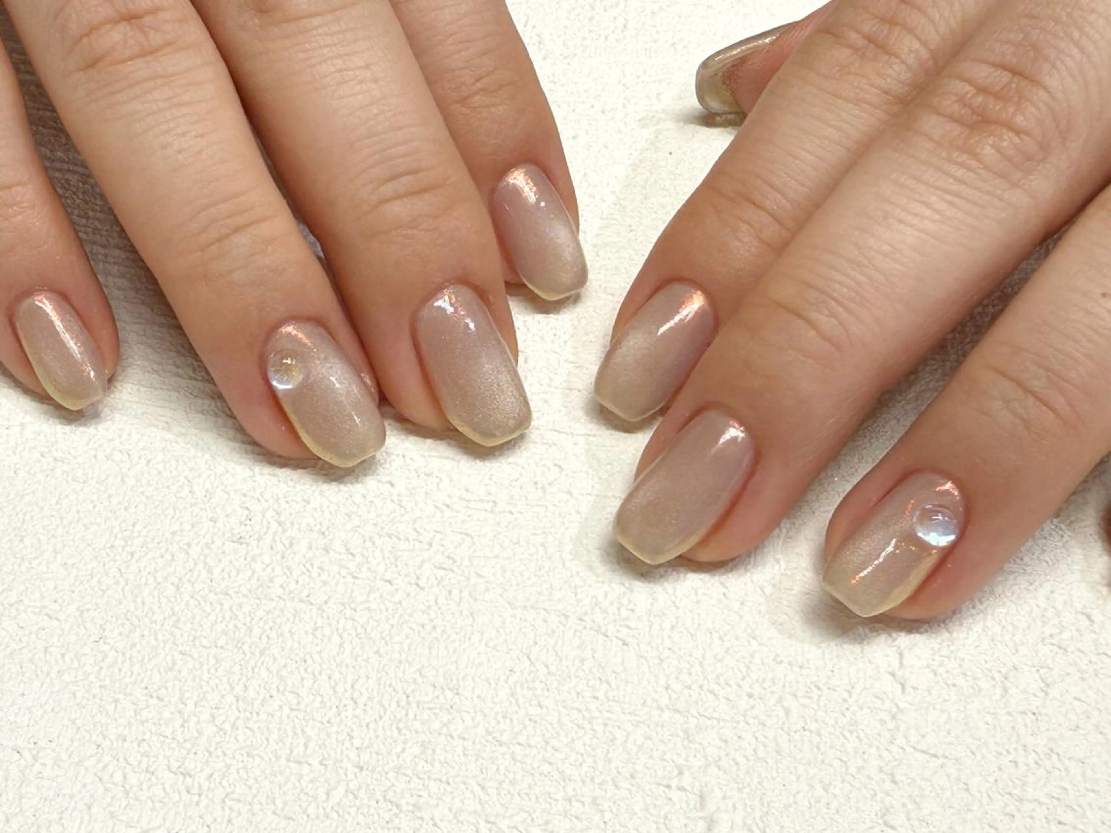 ネイル オーロラネイル マグネットネイル 寺崎 葉月のネイルデザイン