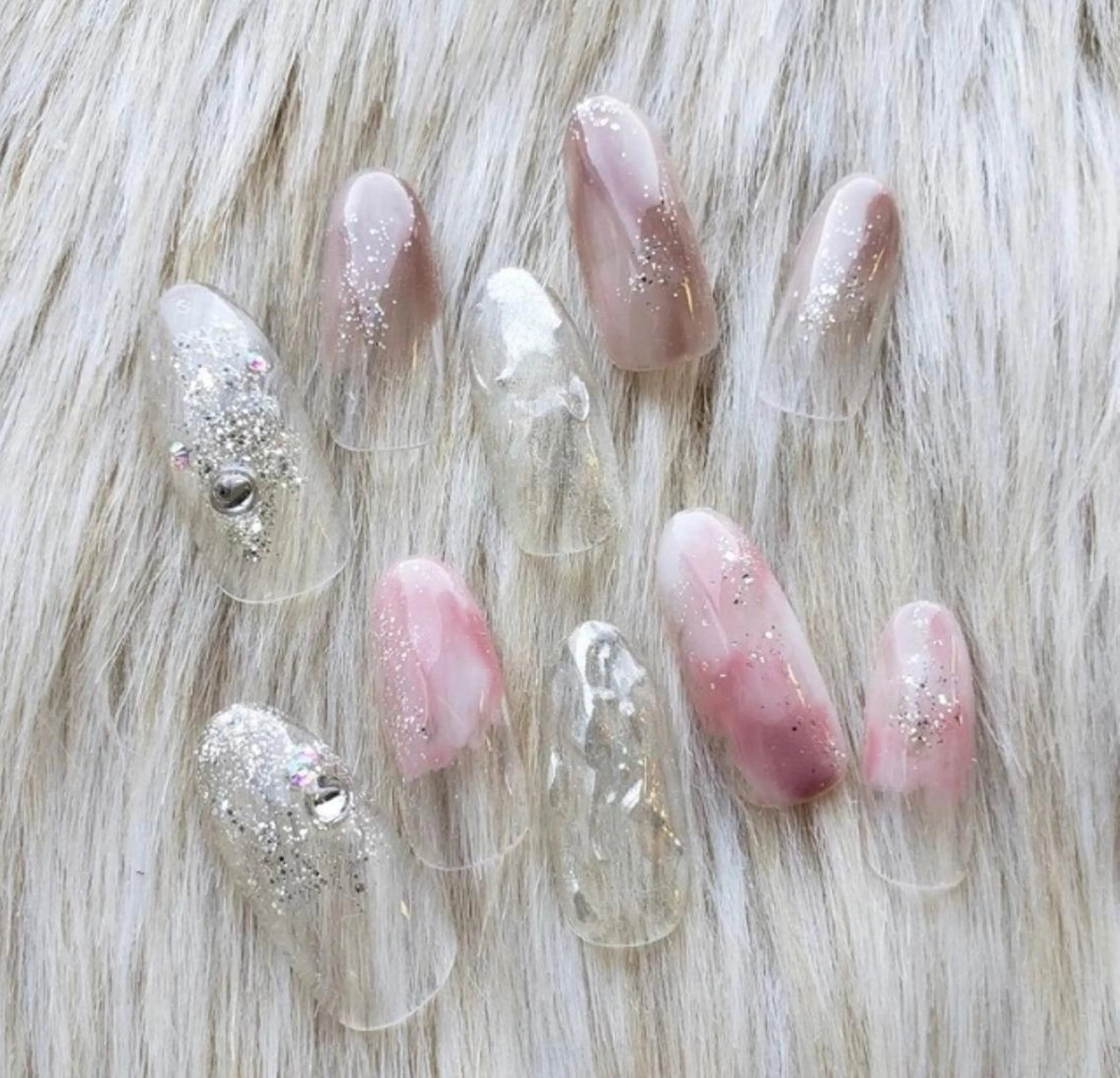 ネイル アートネイル ラメ(グリッター) ミラーネイル ニュアンスネイル 🌻ひまり🌻 ネイルのネイルデザイン