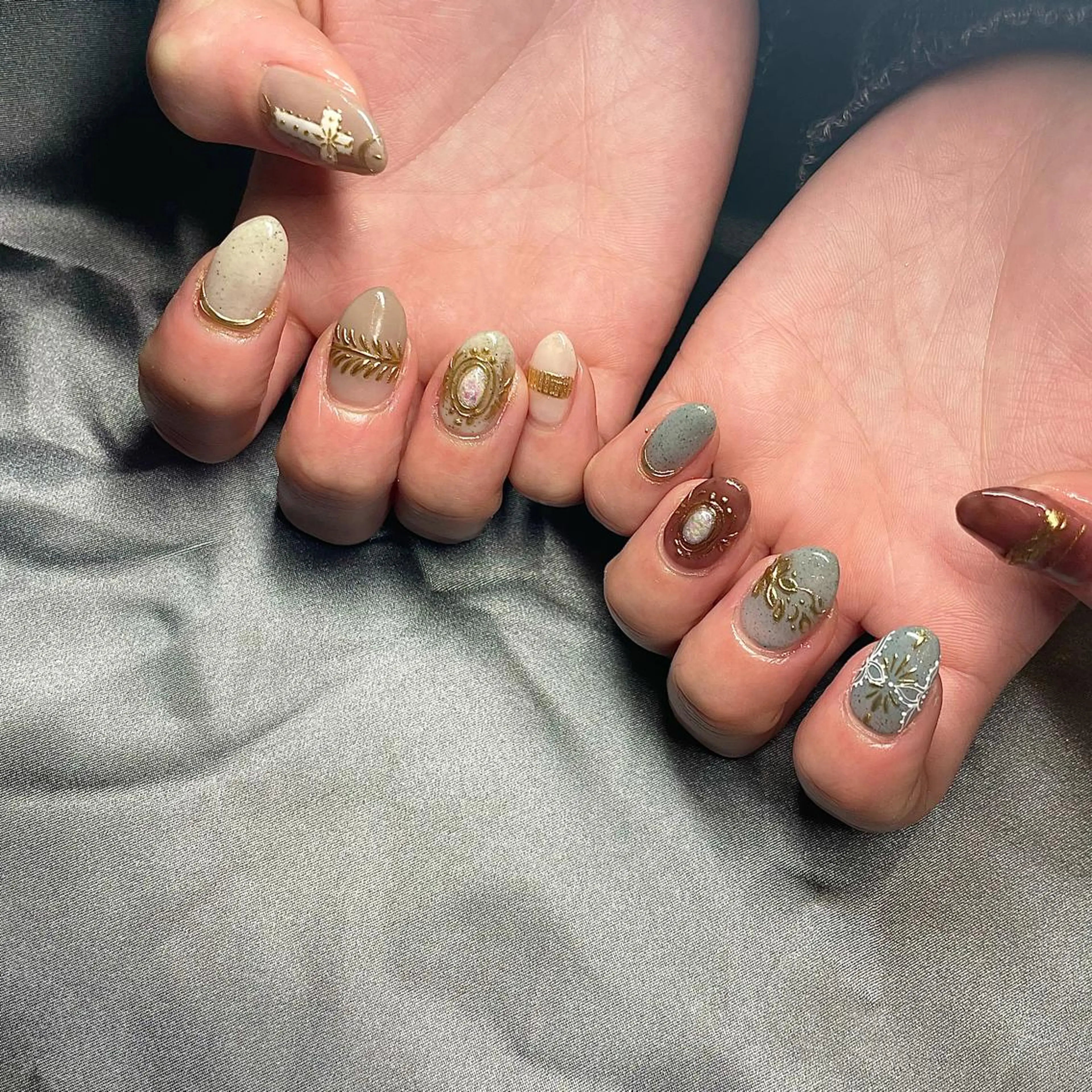 ミディアム カラー パーマ ヘアアレンジ メンズ キッズ ネイル マツエク・マツパ アイブロウ 眉カラー ミラーネイル nail&eye Aoのマツエク・マツパデザイン