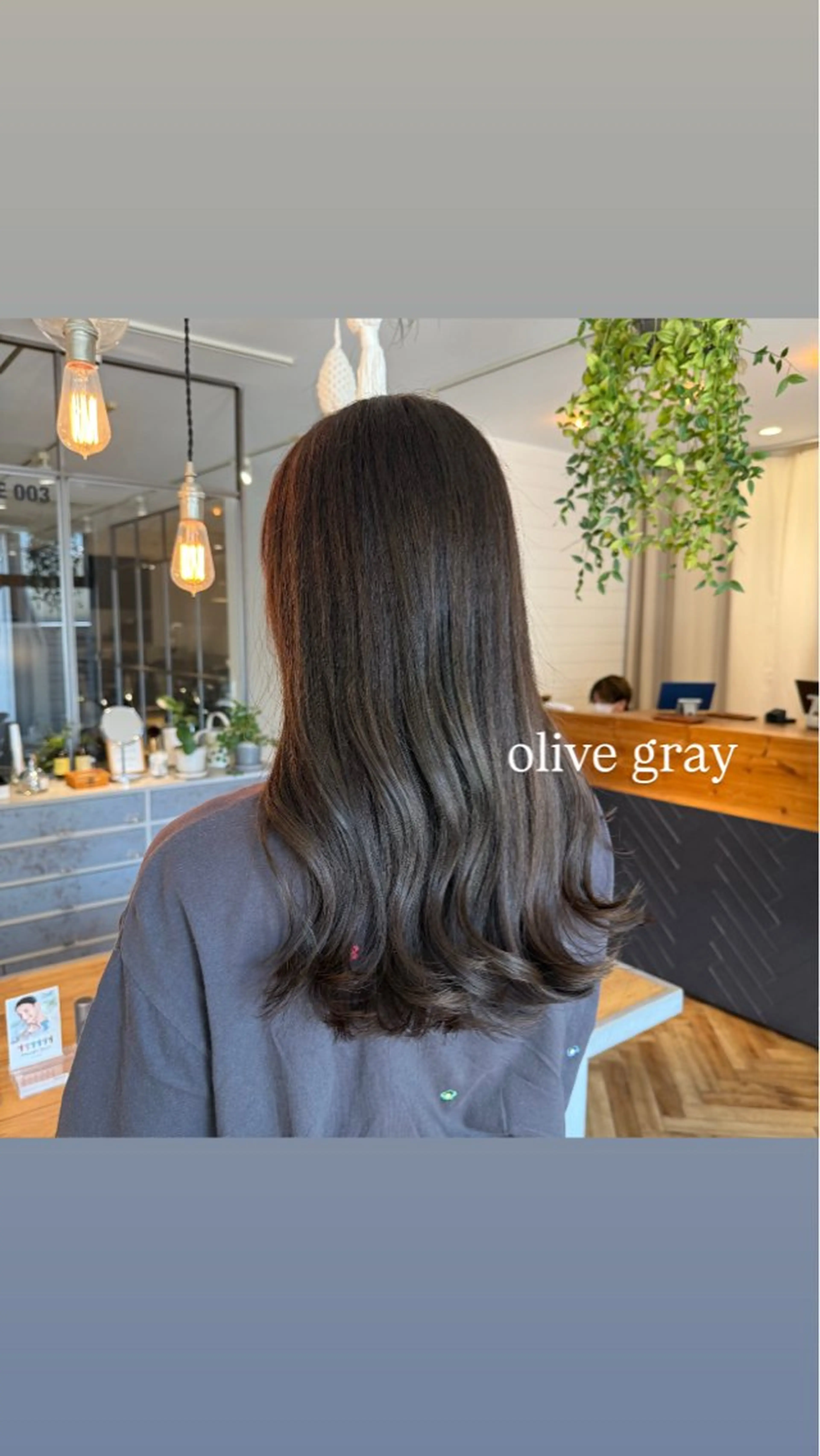ロング カラー ヘアアレンジ オリーブカラー カット ヘアカラー トリートメント 飯島 美海のヘアスタイル