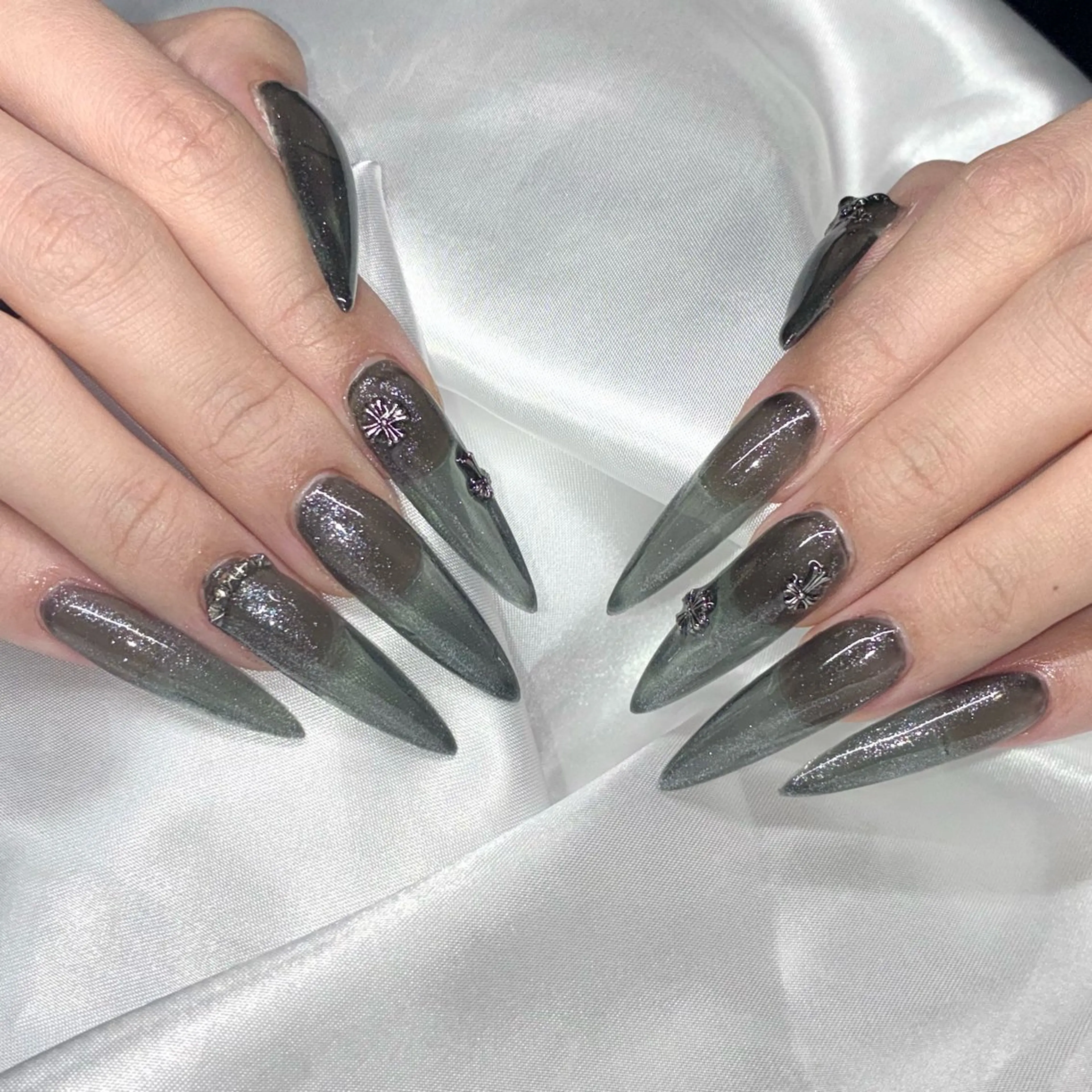 ネイル ハンドネイル Nail ヌシん家 AKANEのネイルデザイン