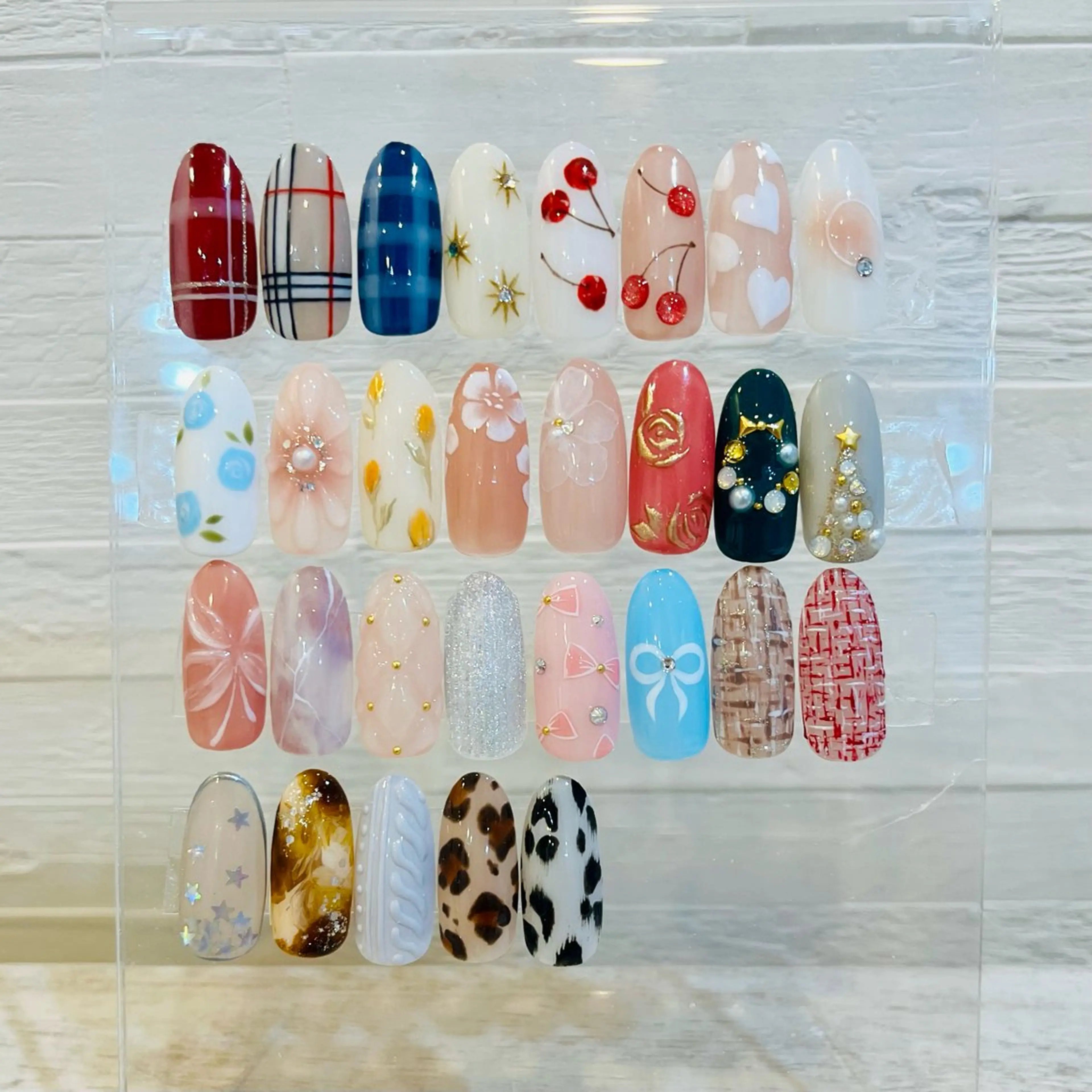 ネイル RALUA名駅前店 山崎のネイルデザイン