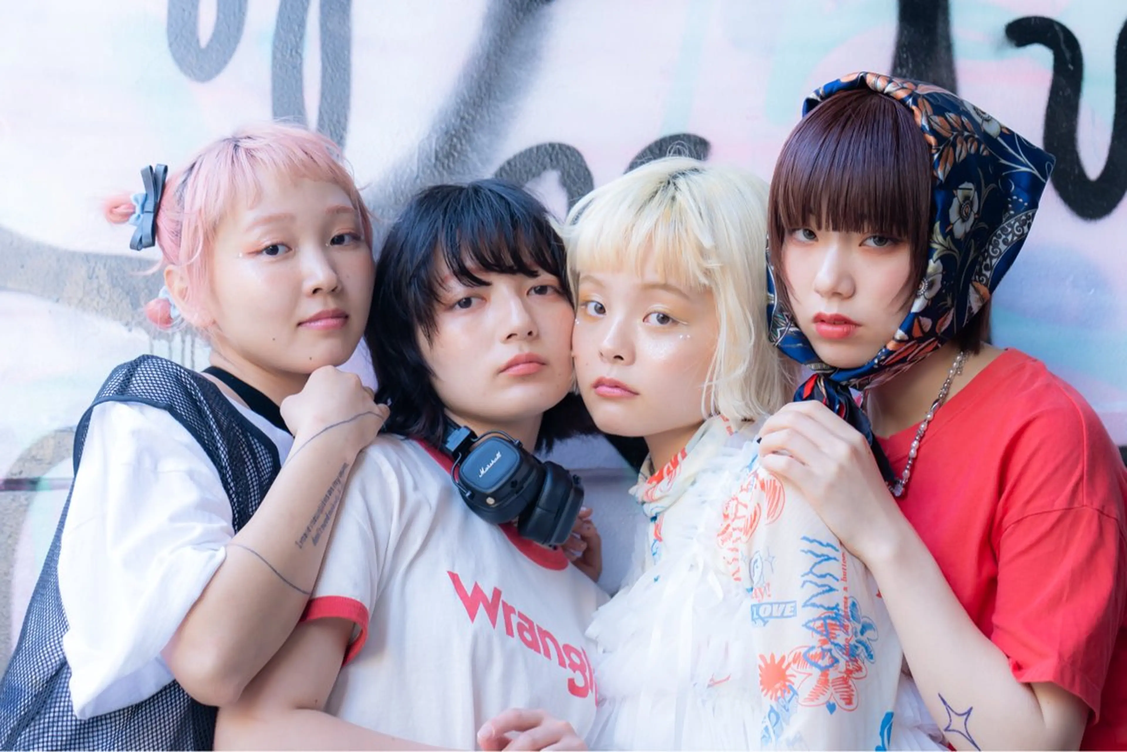 ショート カラー ヘアアレンジ 🍓艶髪/艶カラー ハイトーン/しんたにのヘアスタイル