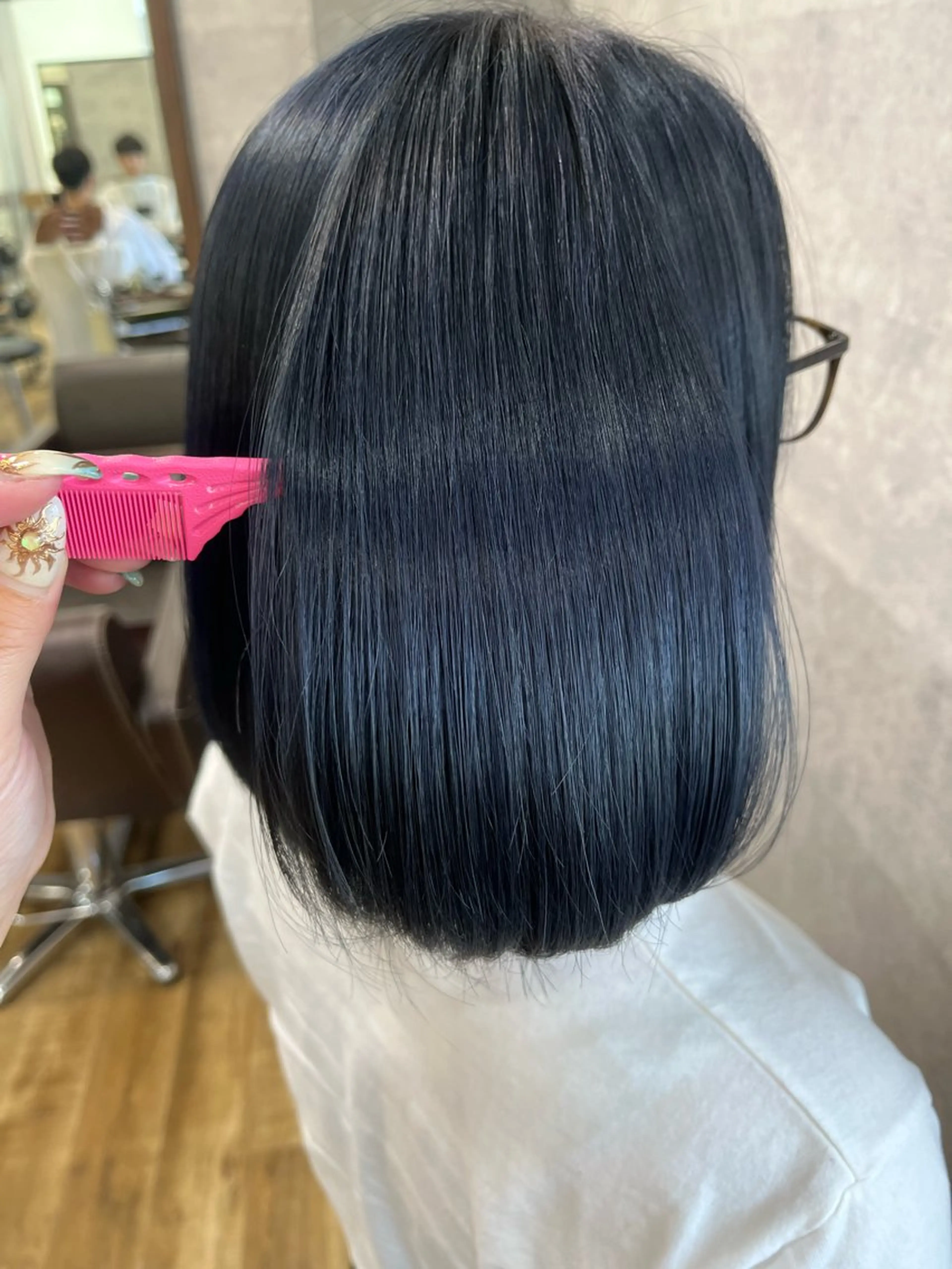 ミディアム 山本 咲貴のヘアスタイル