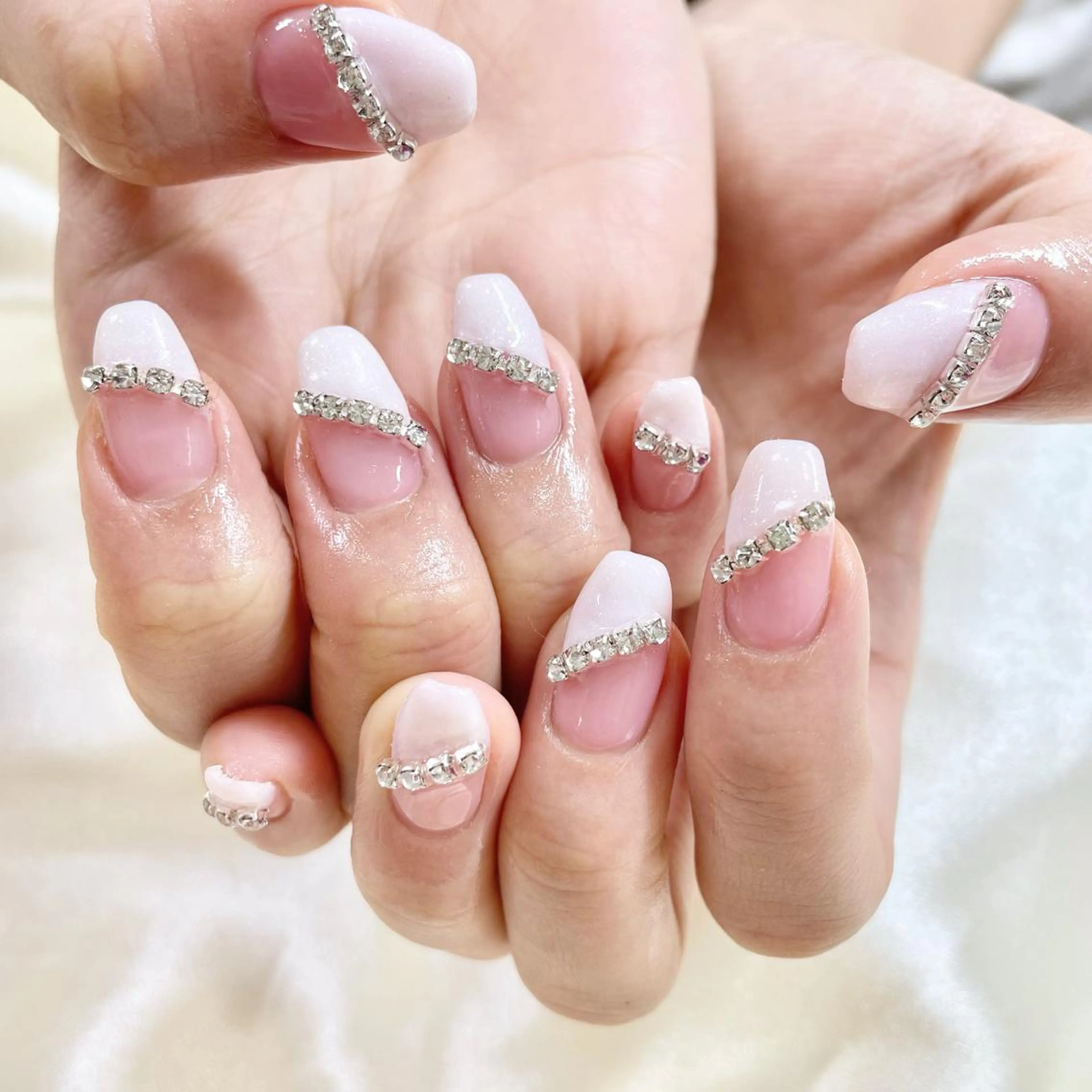 ネイル フレンチネイル ストーンネイル 🎀AYAKO 🎀中韓ネイルのネイルデザイン