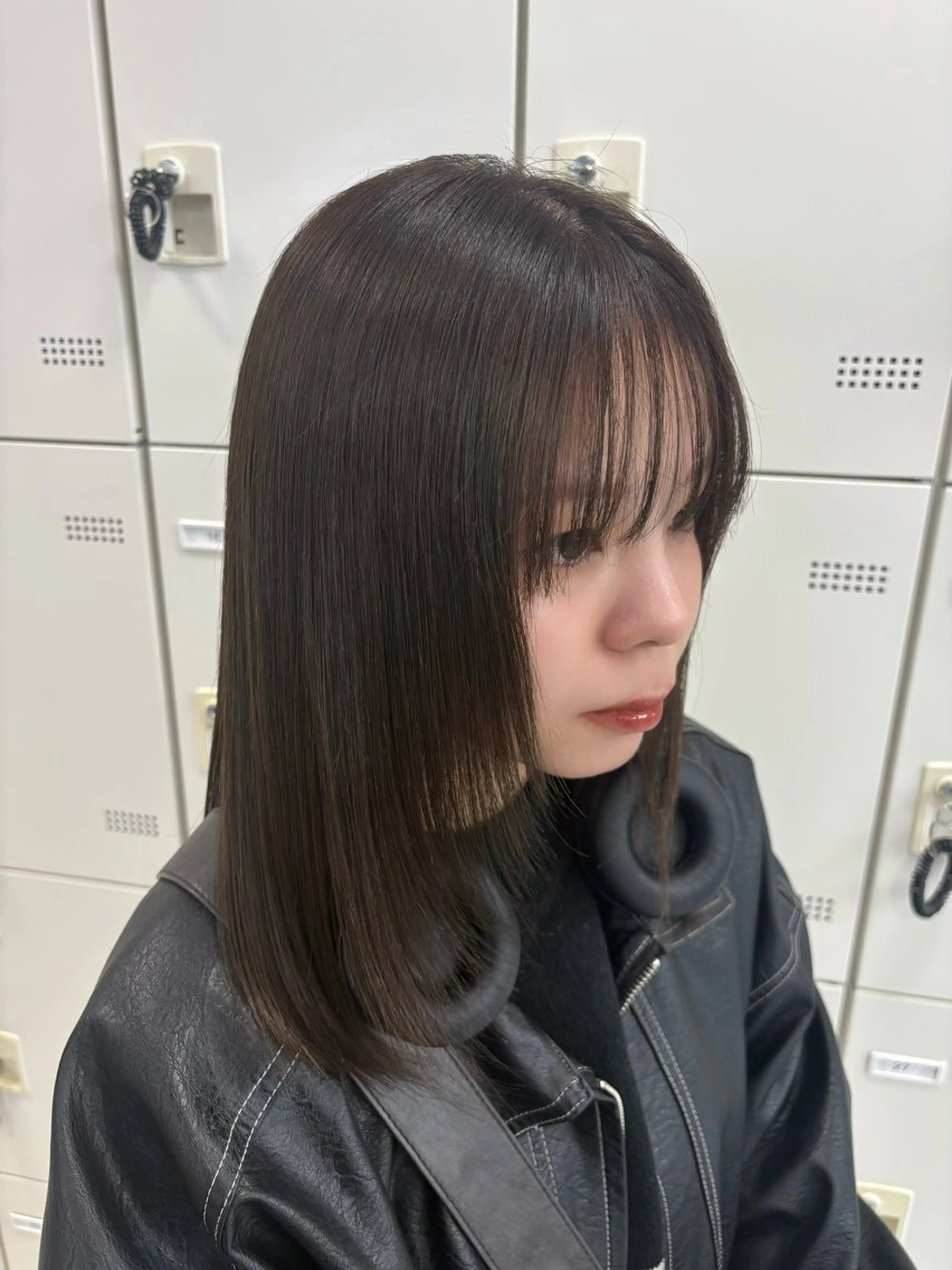 ミディアム カラー ヘアカラー トリートメント 似合わせヘア🪽 riko🐈‍⬛のヘアスタイル