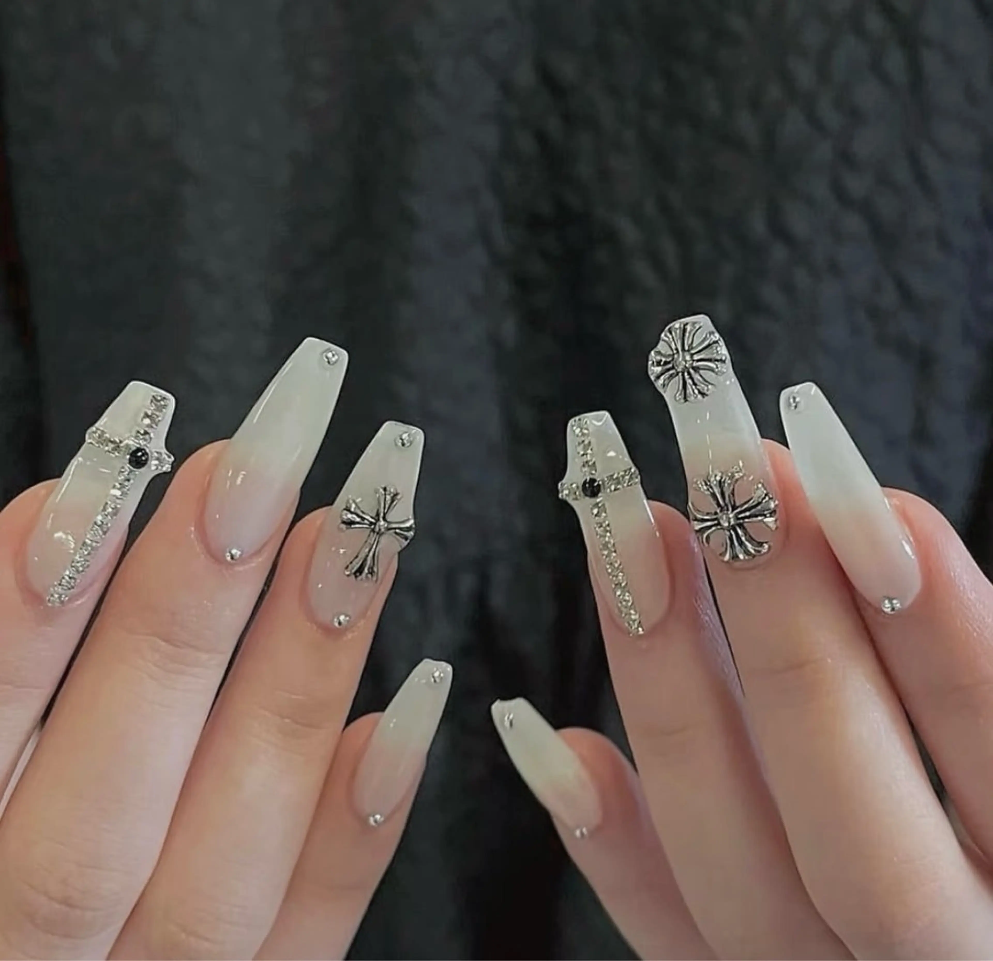 ネイル ネイリスト シンのネイルデザイン