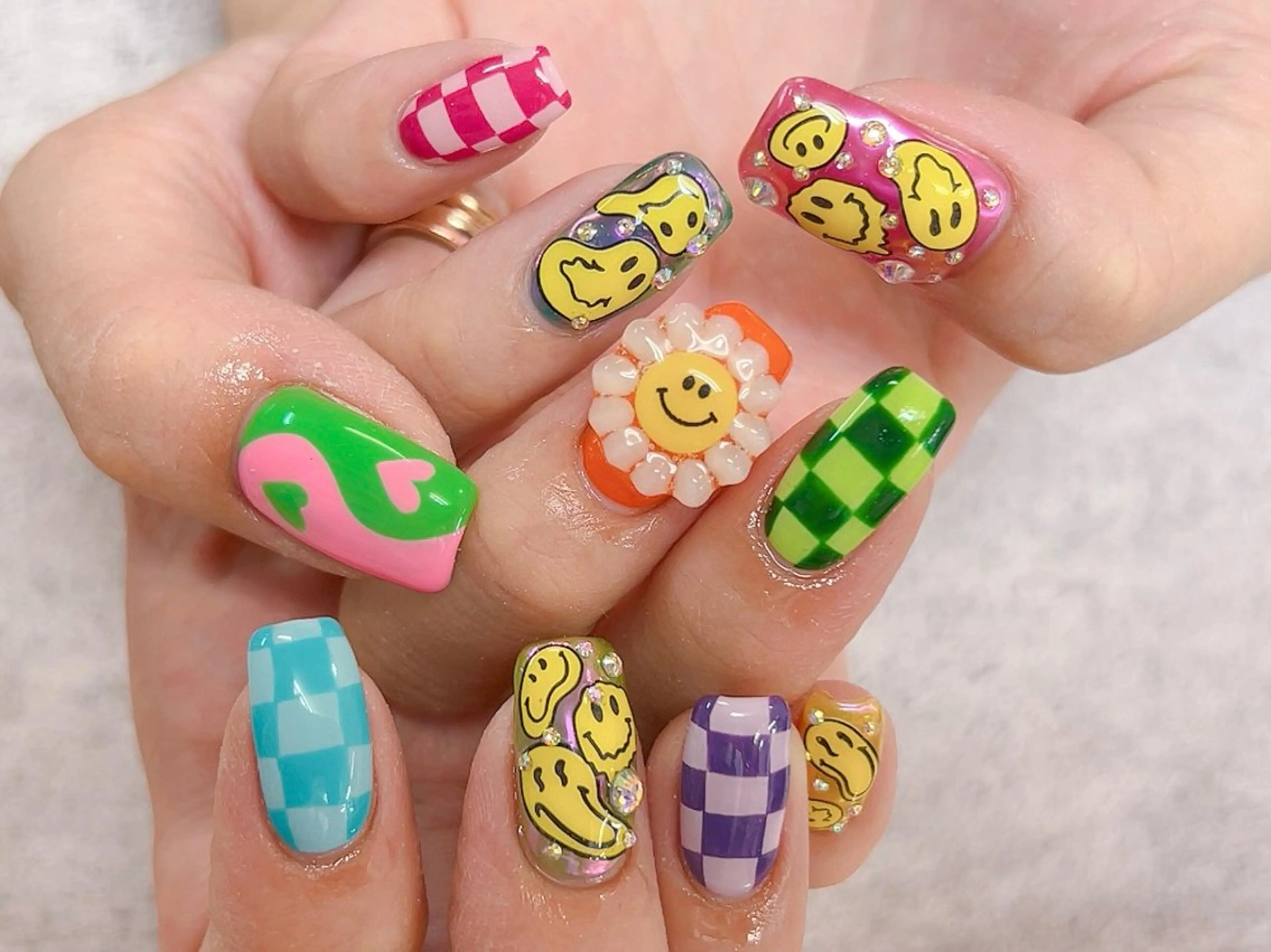 ネイル ハンドネイル Nail Atelier IamI所属・アイアムアイ 大村磨衣のネイルデザイン