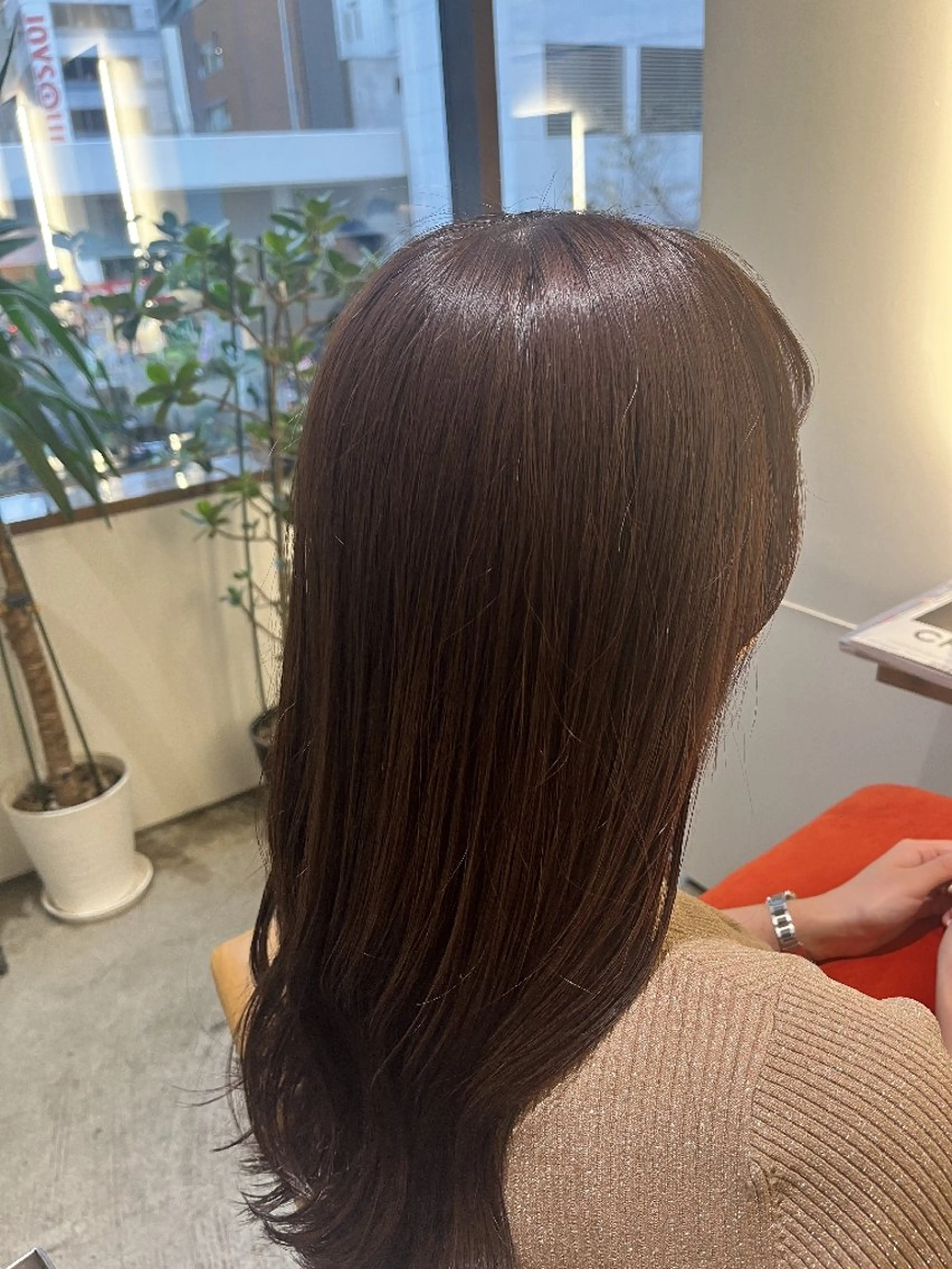 ロング カラー グレージュ ピンクカラー 似合わせカット カット ヘアカラー トリートメント 中野渡 真利那のヘアスタイル