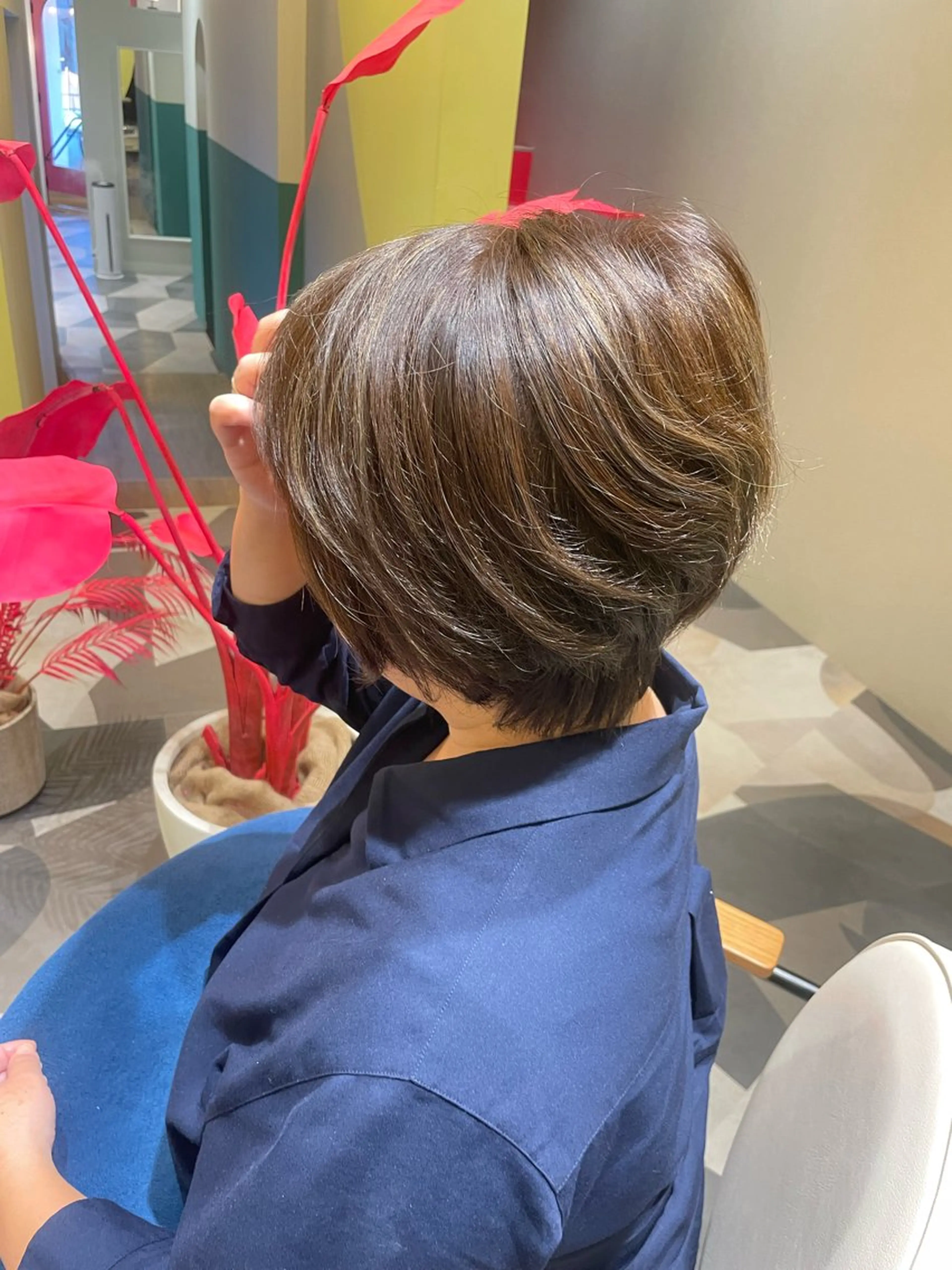 カラー グレージュ ハイライトカラー シルバー Salon de MADE所属・suzu/ 本日空きあり◎のヘアスタイル