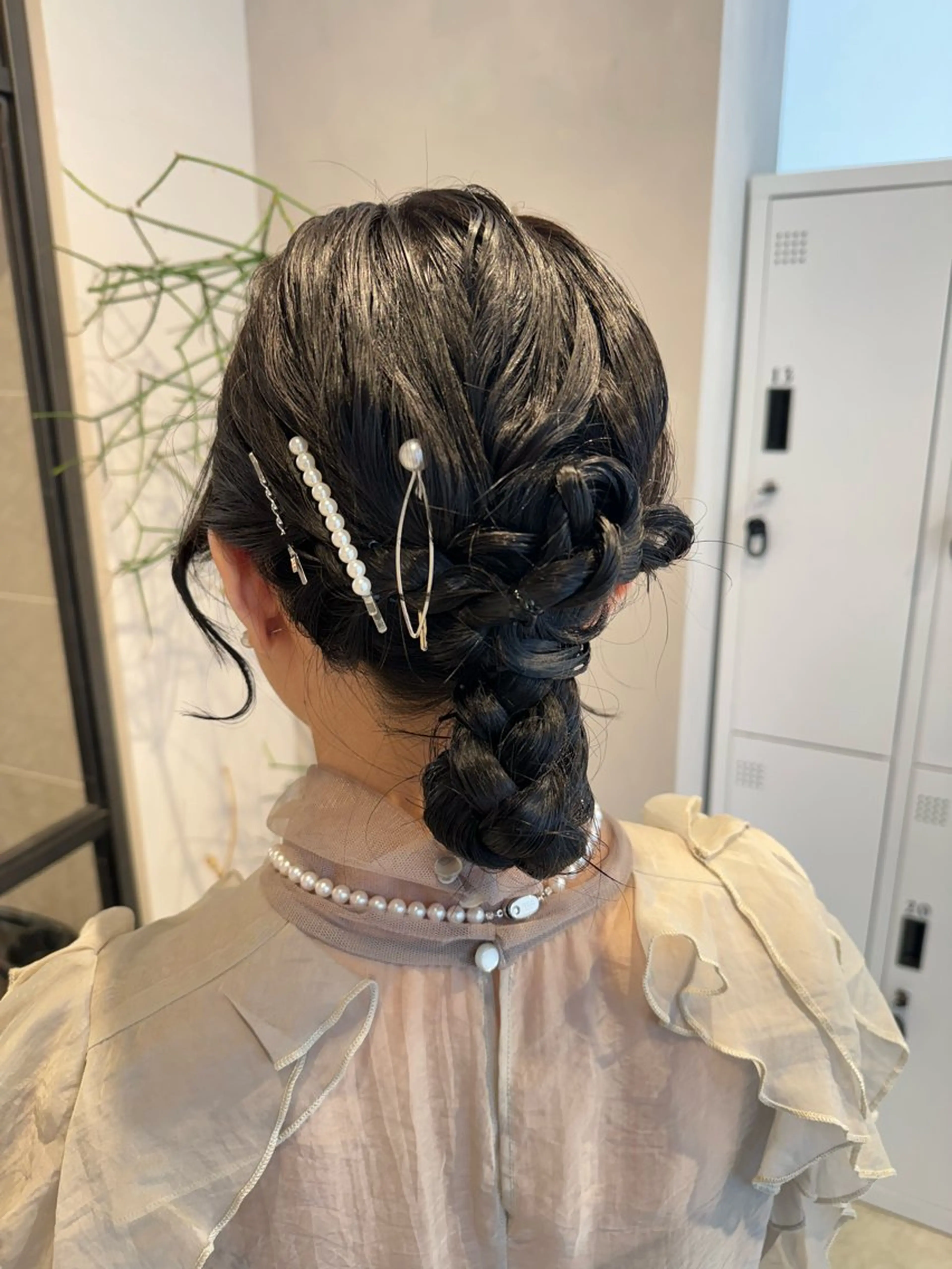 セミロング ヘアアレンジ 透明感カラー✨艶髪 制作🌱山根あゆみのヘアスタイル