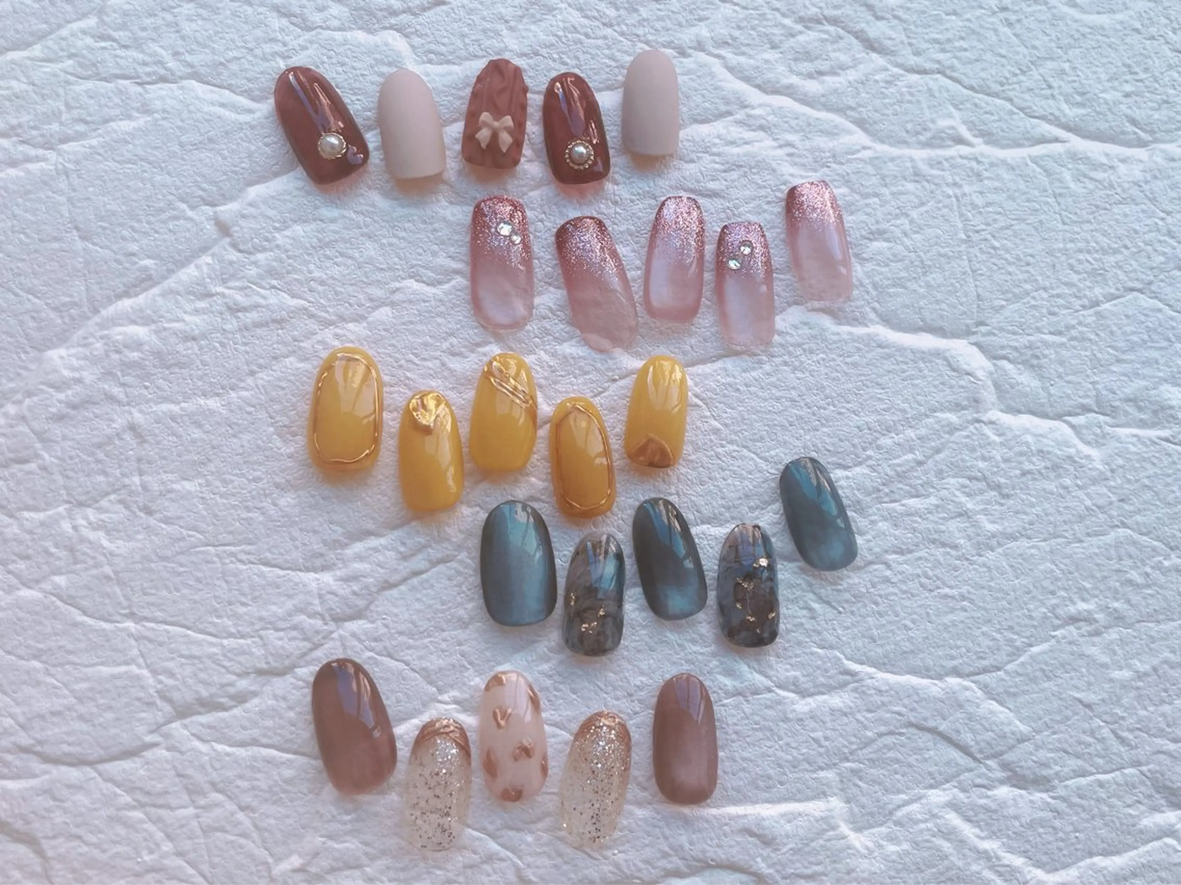 ネイル ハンドネイル AYA Reginaのネイルデザイン