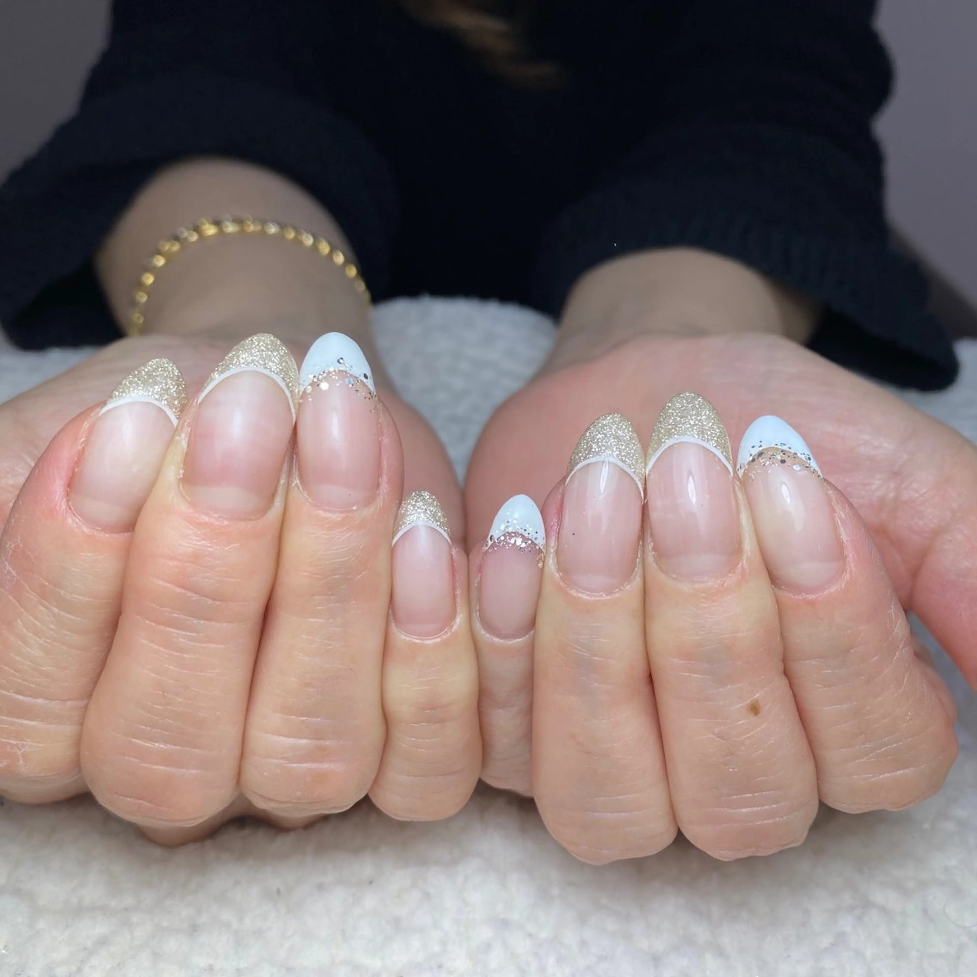 ネイル フレンチネイル ハンドネイル COCO+所属・COCO +のエステ・リラクイメージ