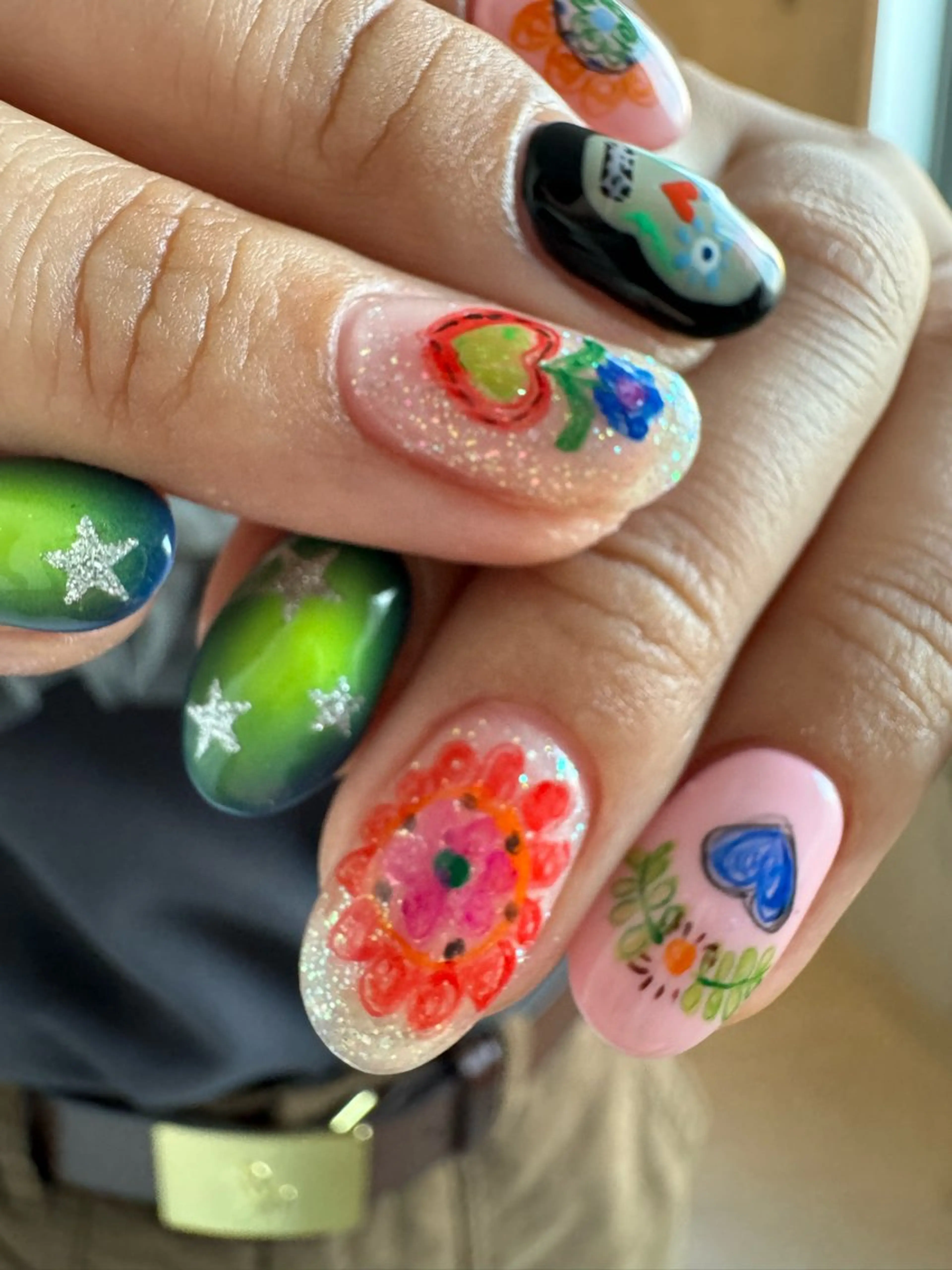 ネイル ハンドネイル AOI✩⡱ y2kネイルのネイルデザイン