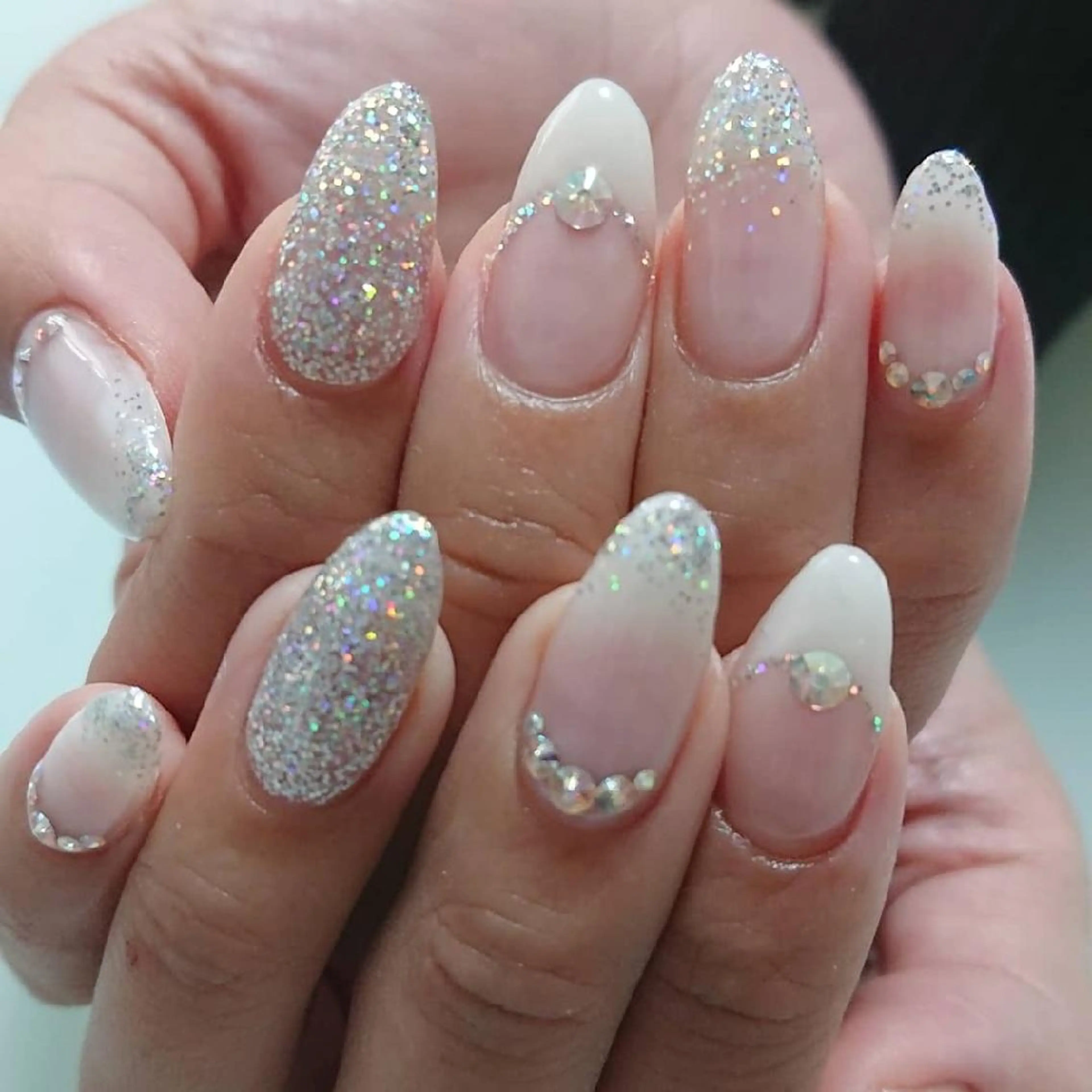 ネイル QULEONAIL所属・大城 裕麻のネイルデザイン