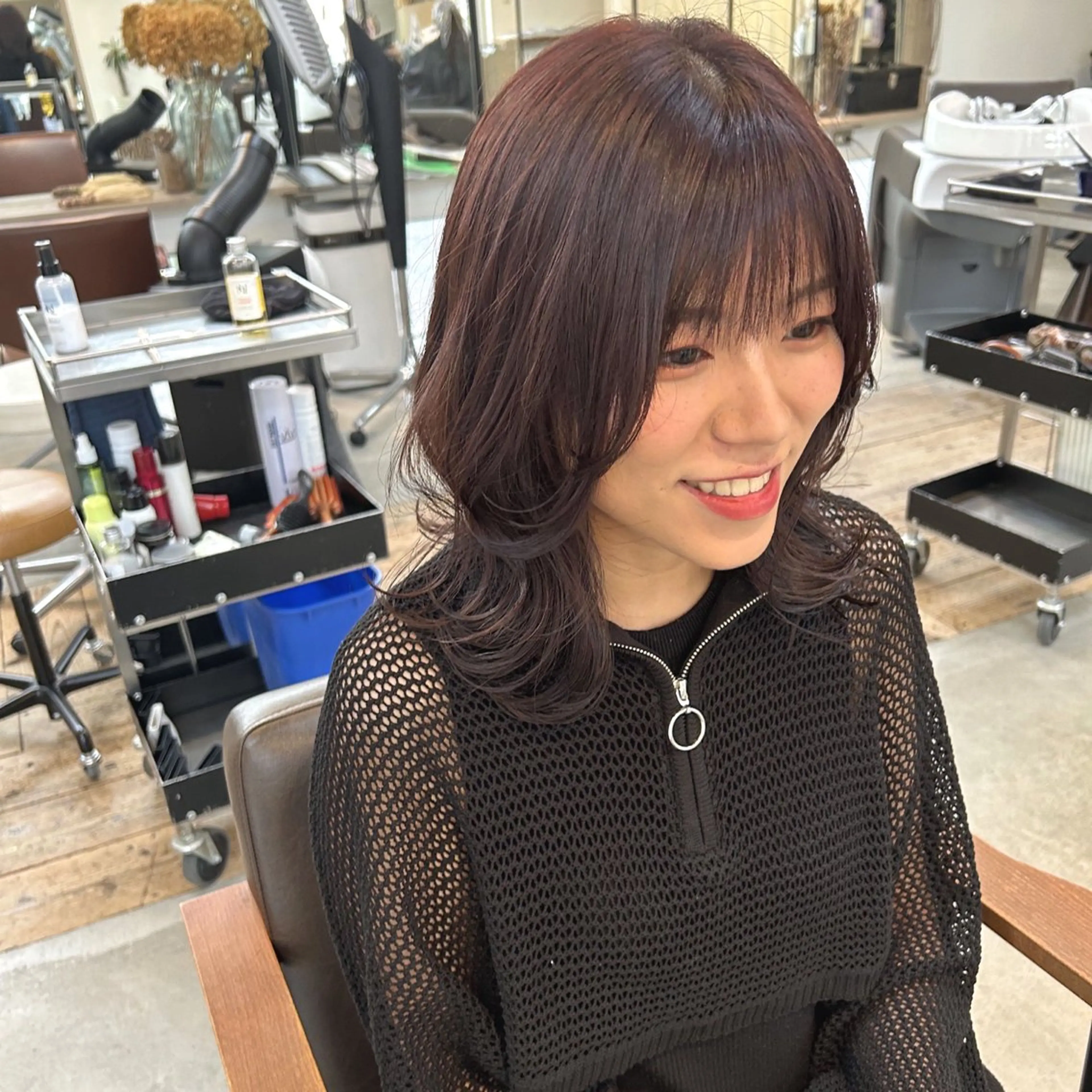 ミディアム カット ヘアカラー トリートメント kachina所属・綿貫 美雪のヘアスタイル