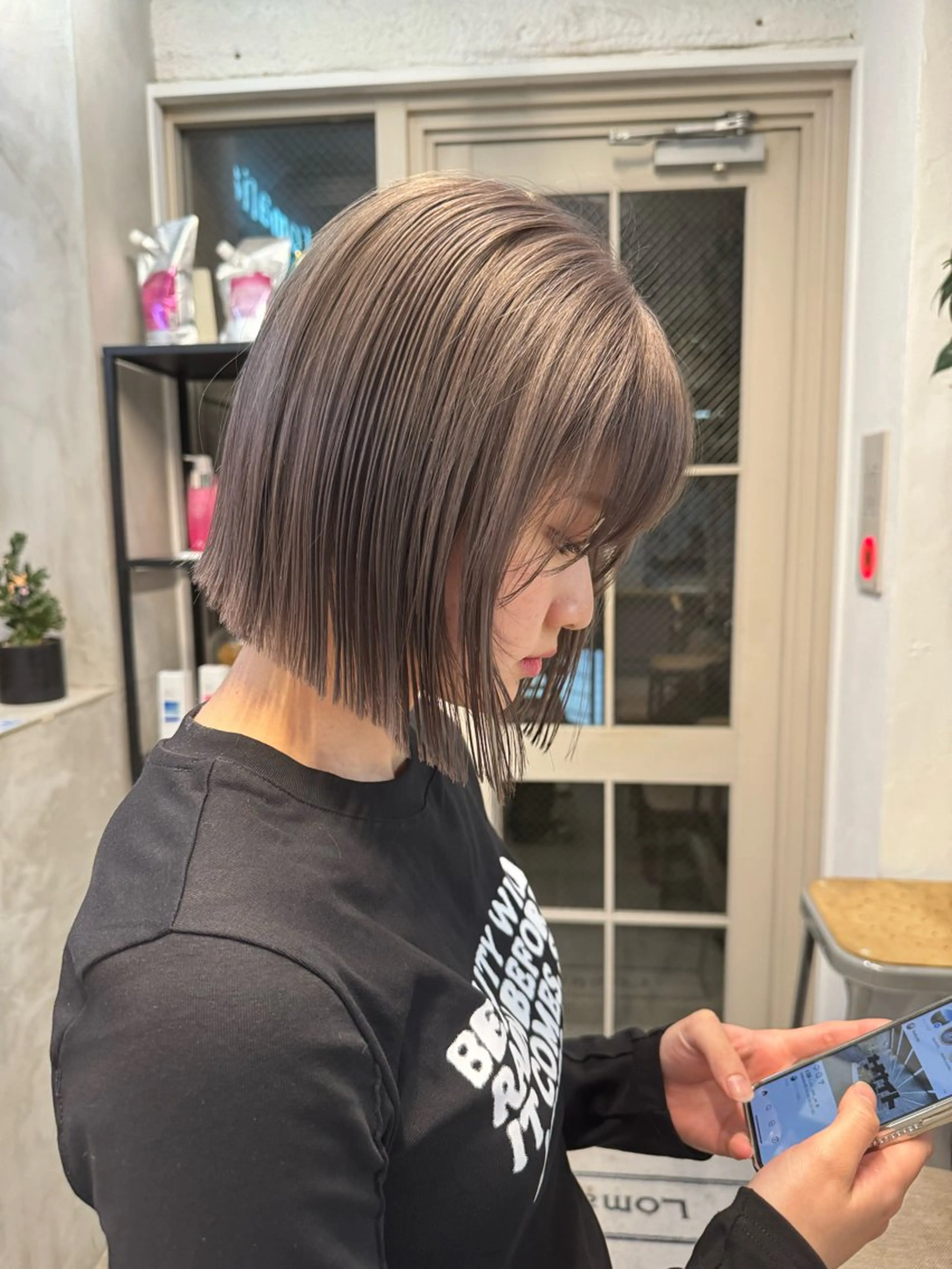 ミディアム カラー ブリーチ グレージュ ラベンダーカラー ラベンダーグレージュ ラベンダーグレー カット ヘアカラー トリートメント 艶カラー 🤍🫧/makoのヘアスタイル