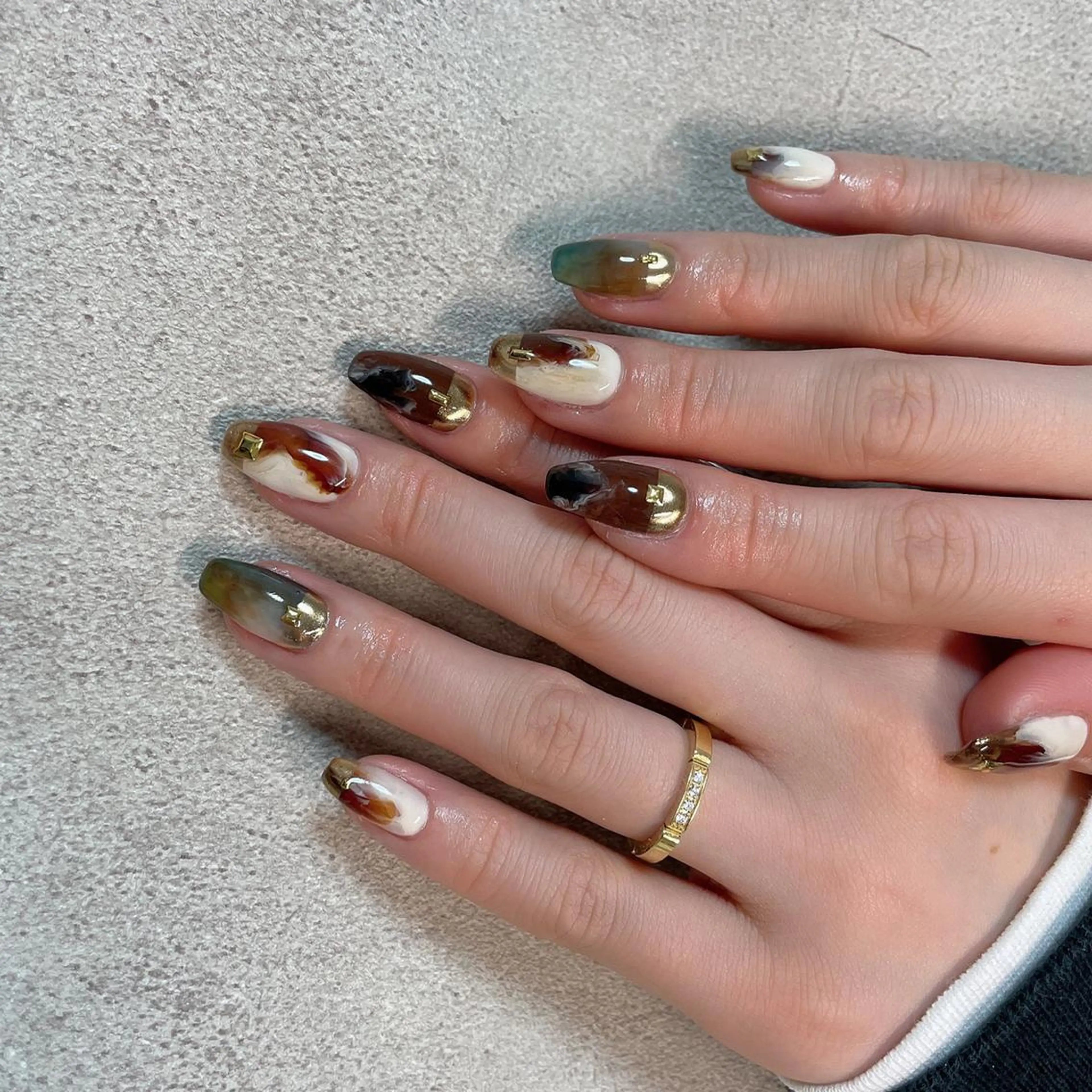 ネイル ハンドネイル lilbondir. chiharuのネイルデザイン