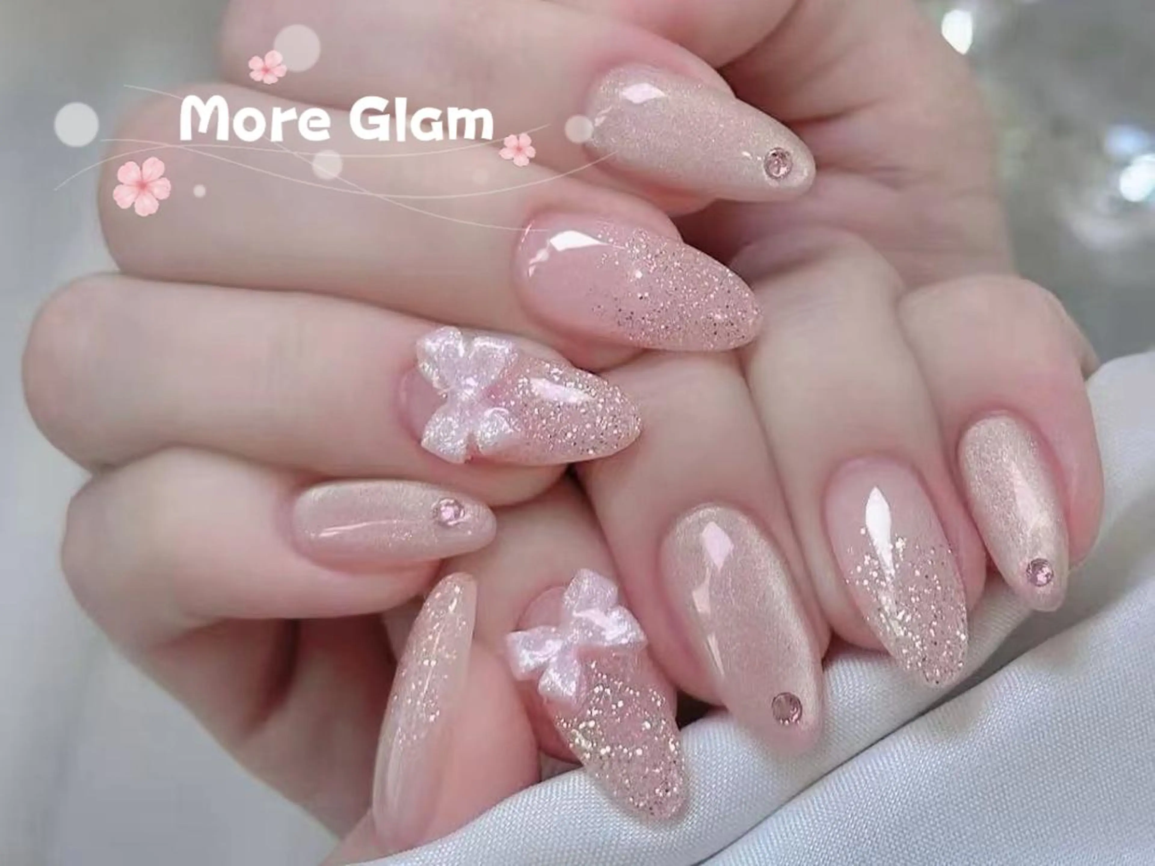 ネイル 韓国ネイル オフィスネイル ネイルチップ More Glam 池袋東口店のネイルデザイン