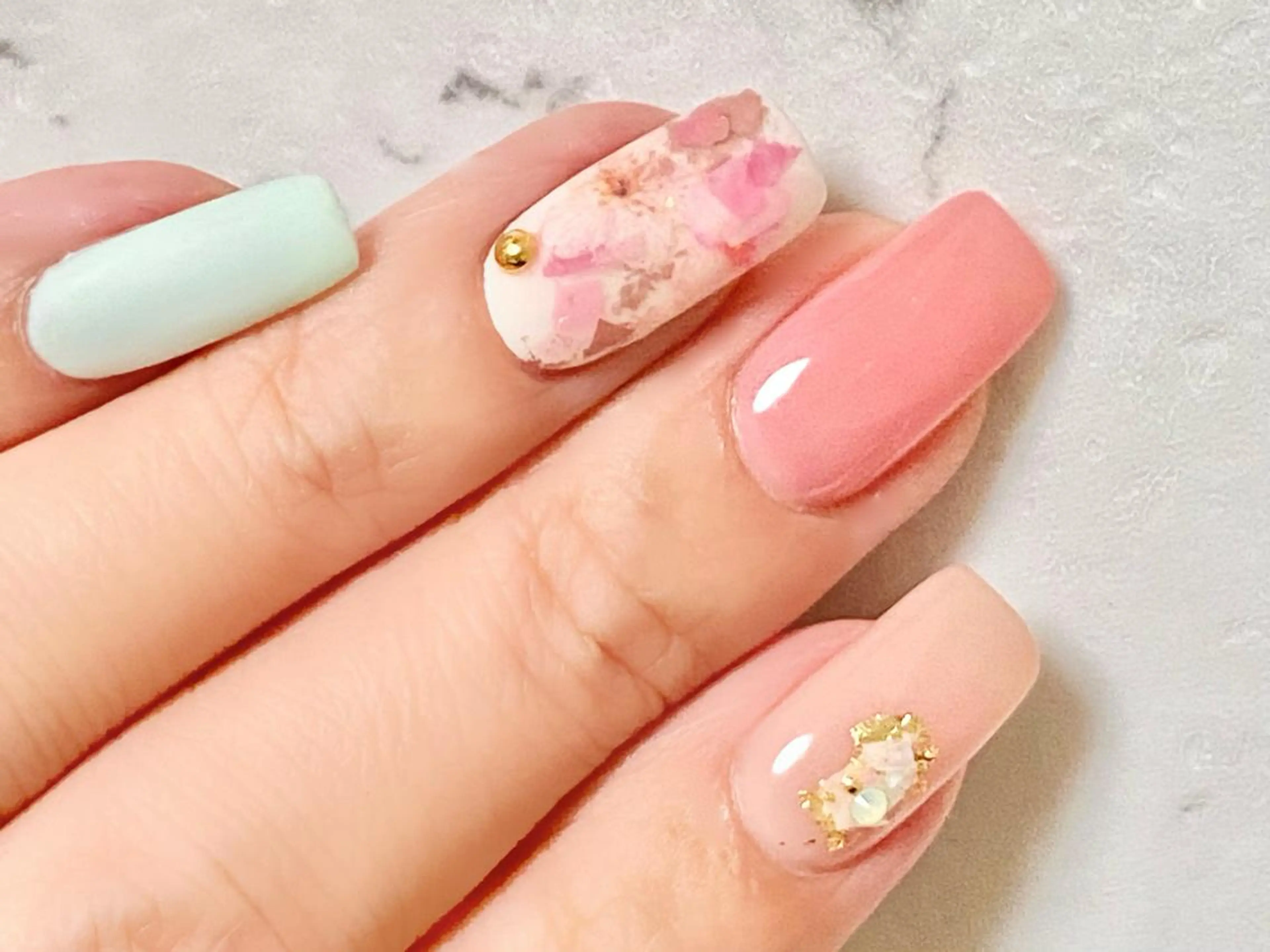 ネイル 桜ネイル ジェルネイル ハードジェル ニュアンスネイル スカルプネイル プライベートサロン Rのネイルデザイン