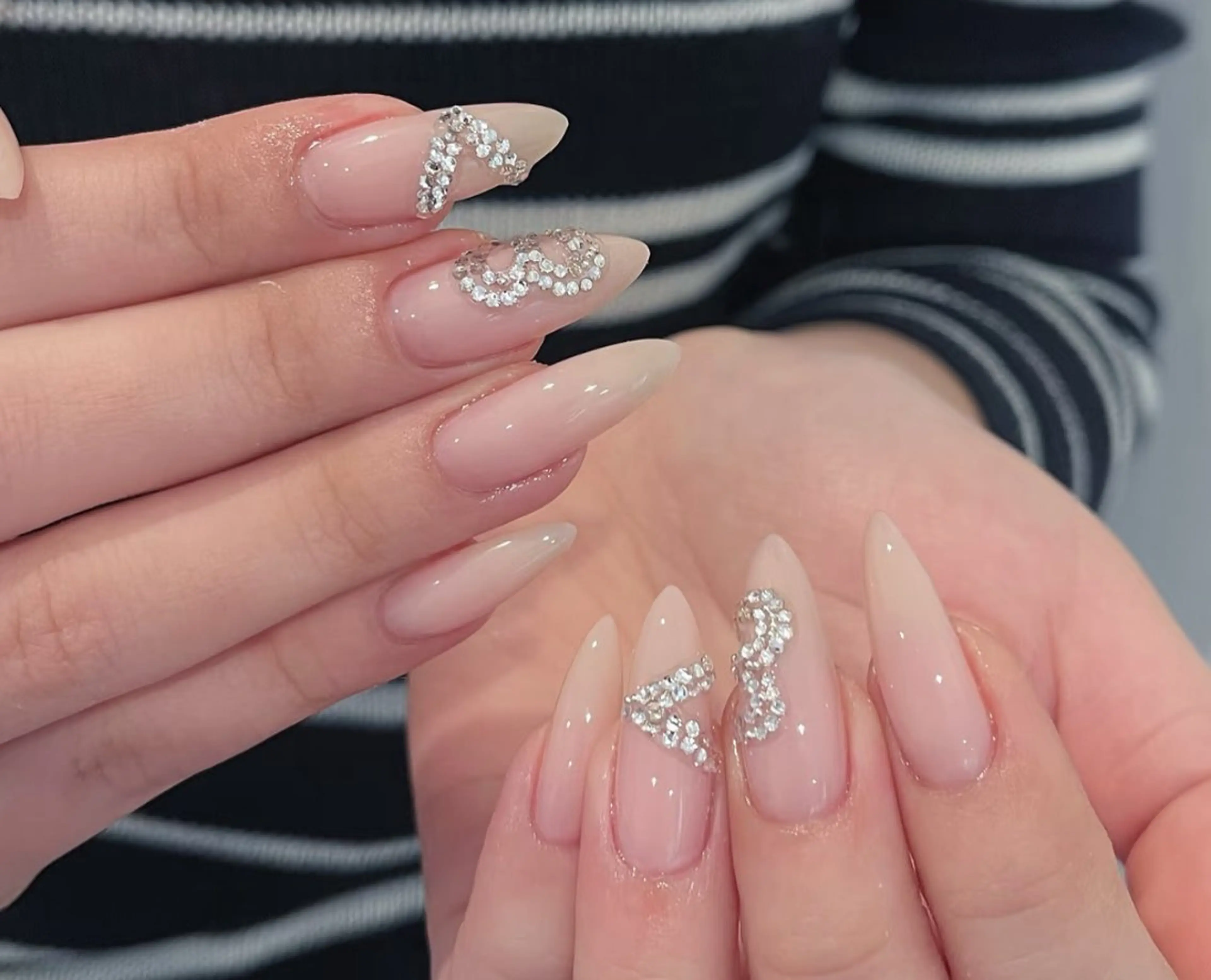 ネイル ハンドネイル ハンドケア 🍑 momo_nailのネイルデザイン