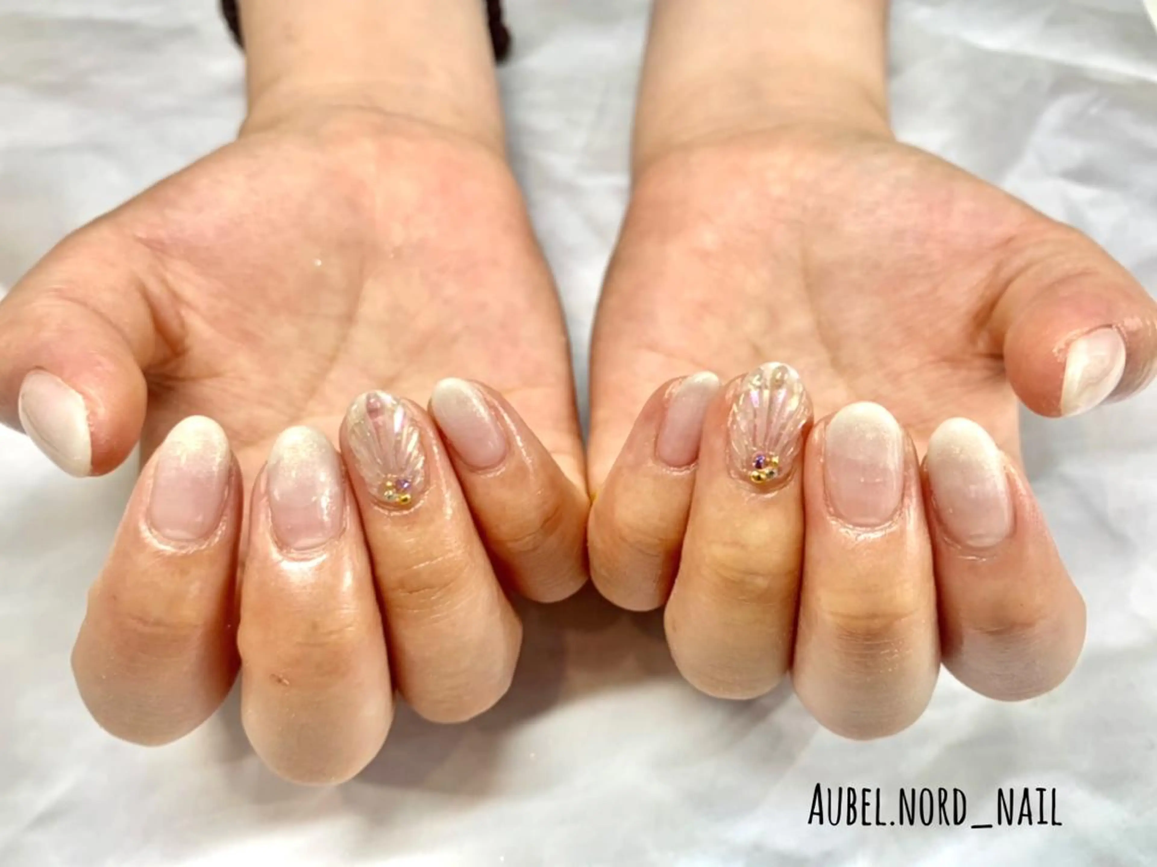 ネイル Aubel.nord_nail所属・Aubel.nord オーベルノールのネイルデザイン