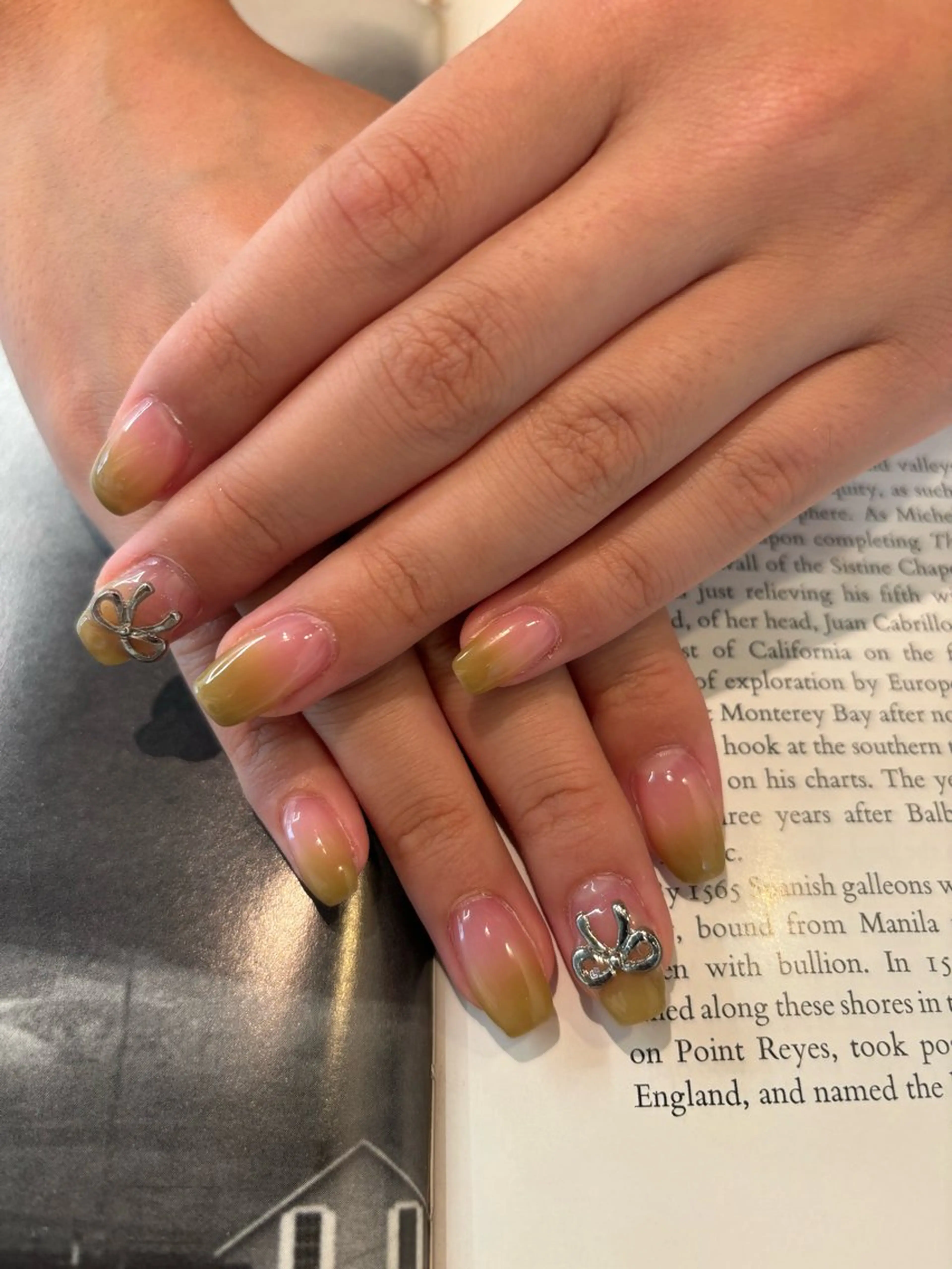 ネイル ハンドネイル era Sahoのネイルデザイン