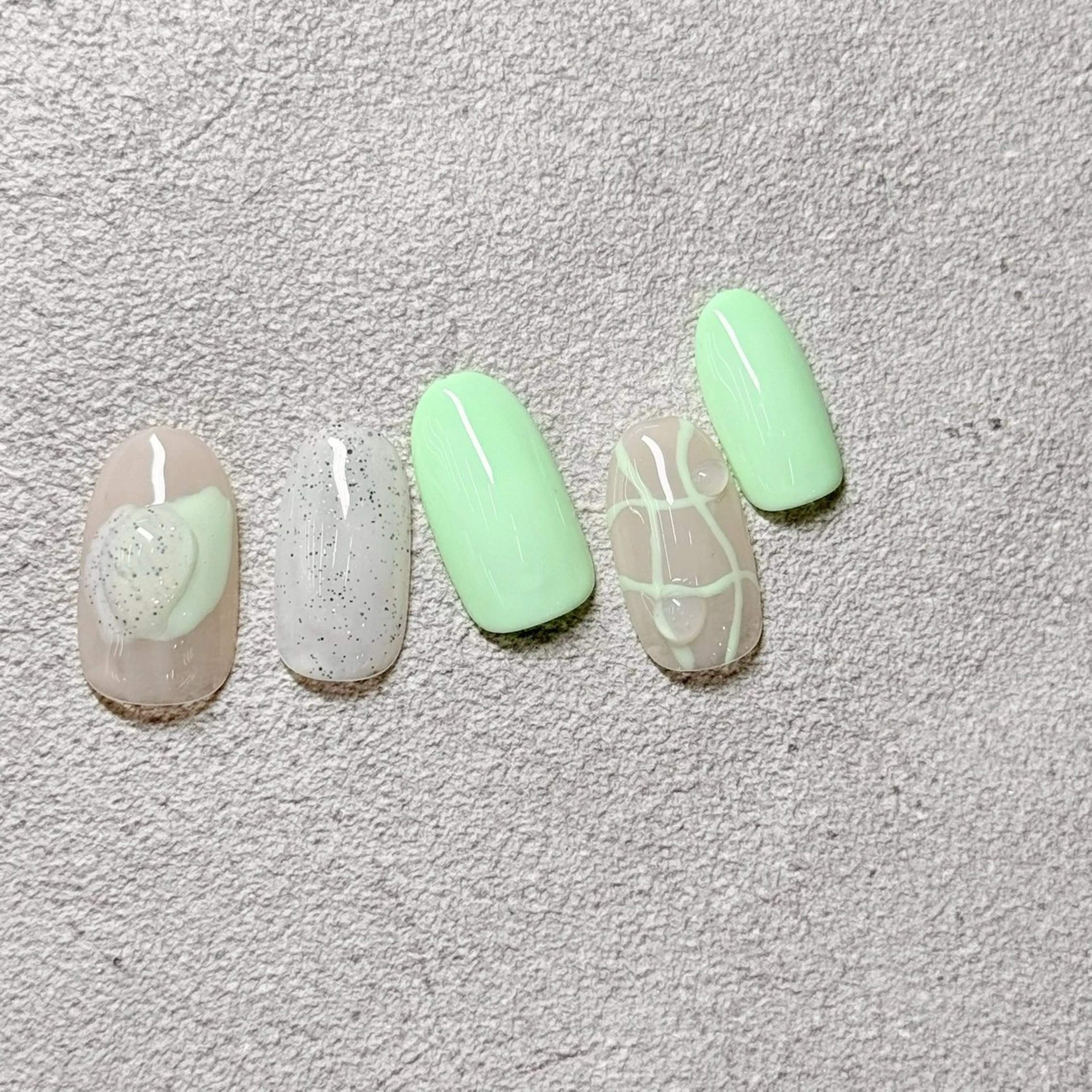 ネイル MAXKELLY MAIKAのネイルデザイン