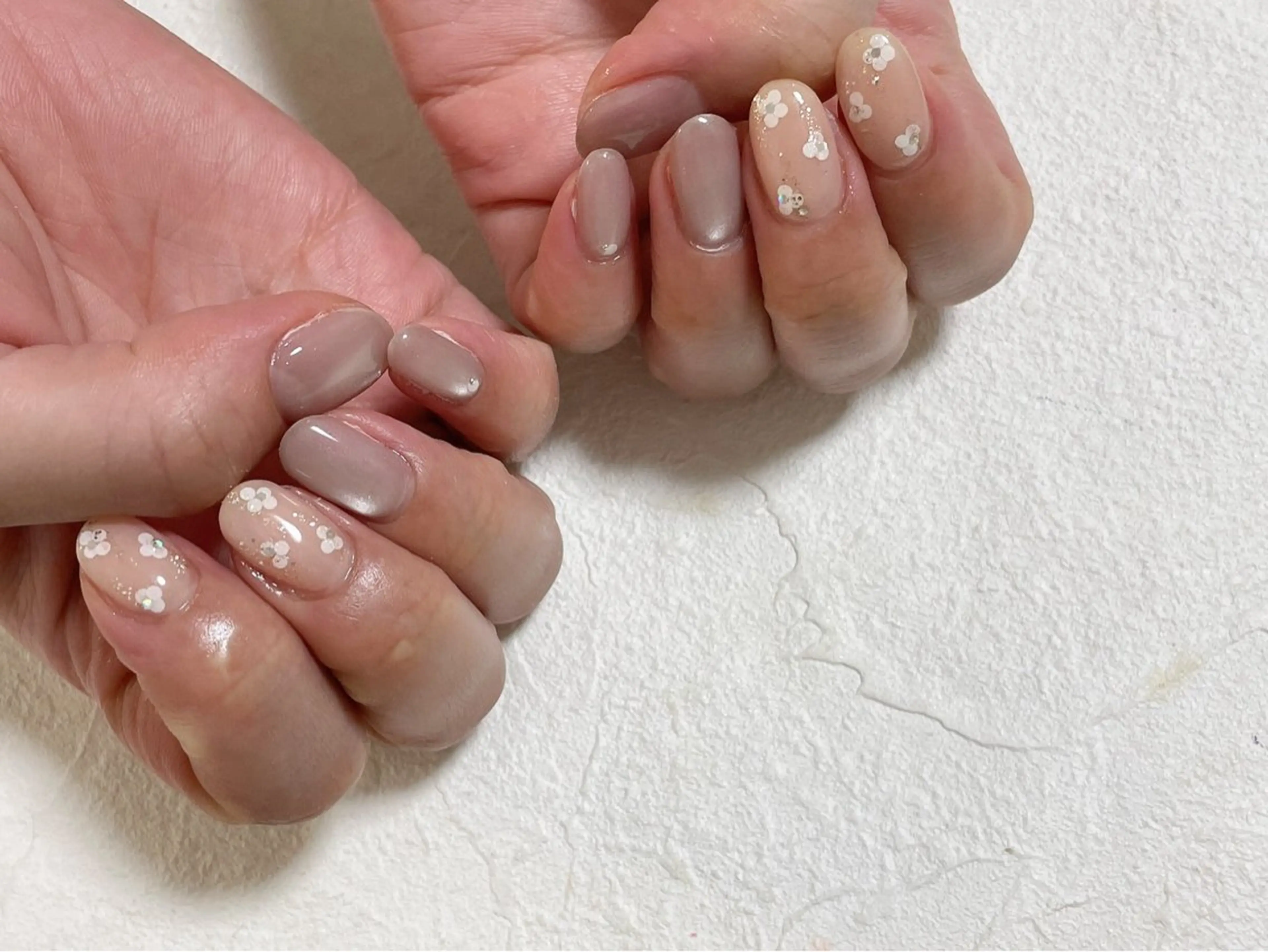 ネイル オーロラネイル フットネイル フレンチネイル ジェルネイル マグネットネイル kiki nail たまプラーザのネイルデザイン